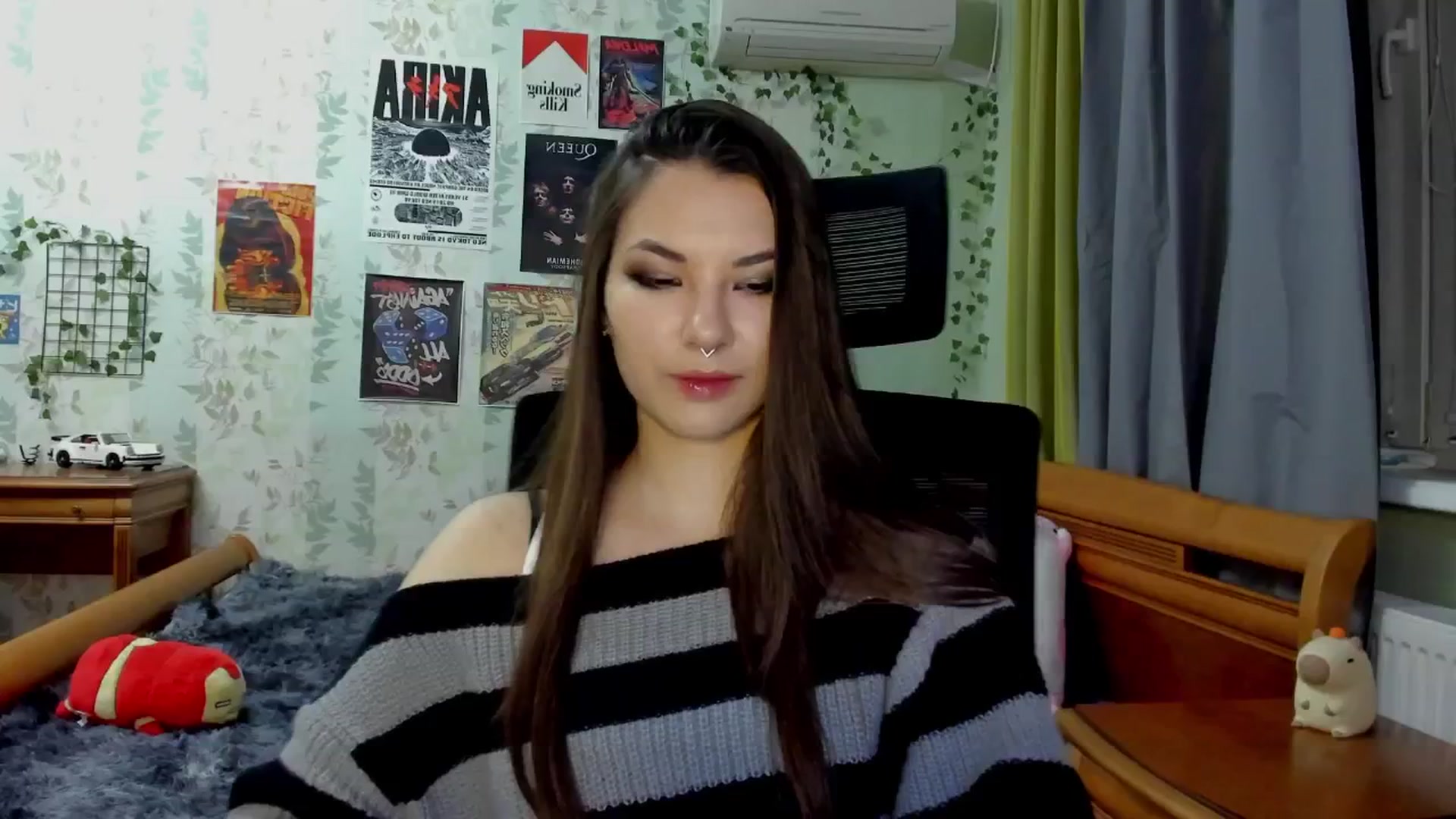 Gallery image thumbnail from AmnesiaGirl1's myfreecams stream on, 05/07/2025, 18:46 image 13 of 20