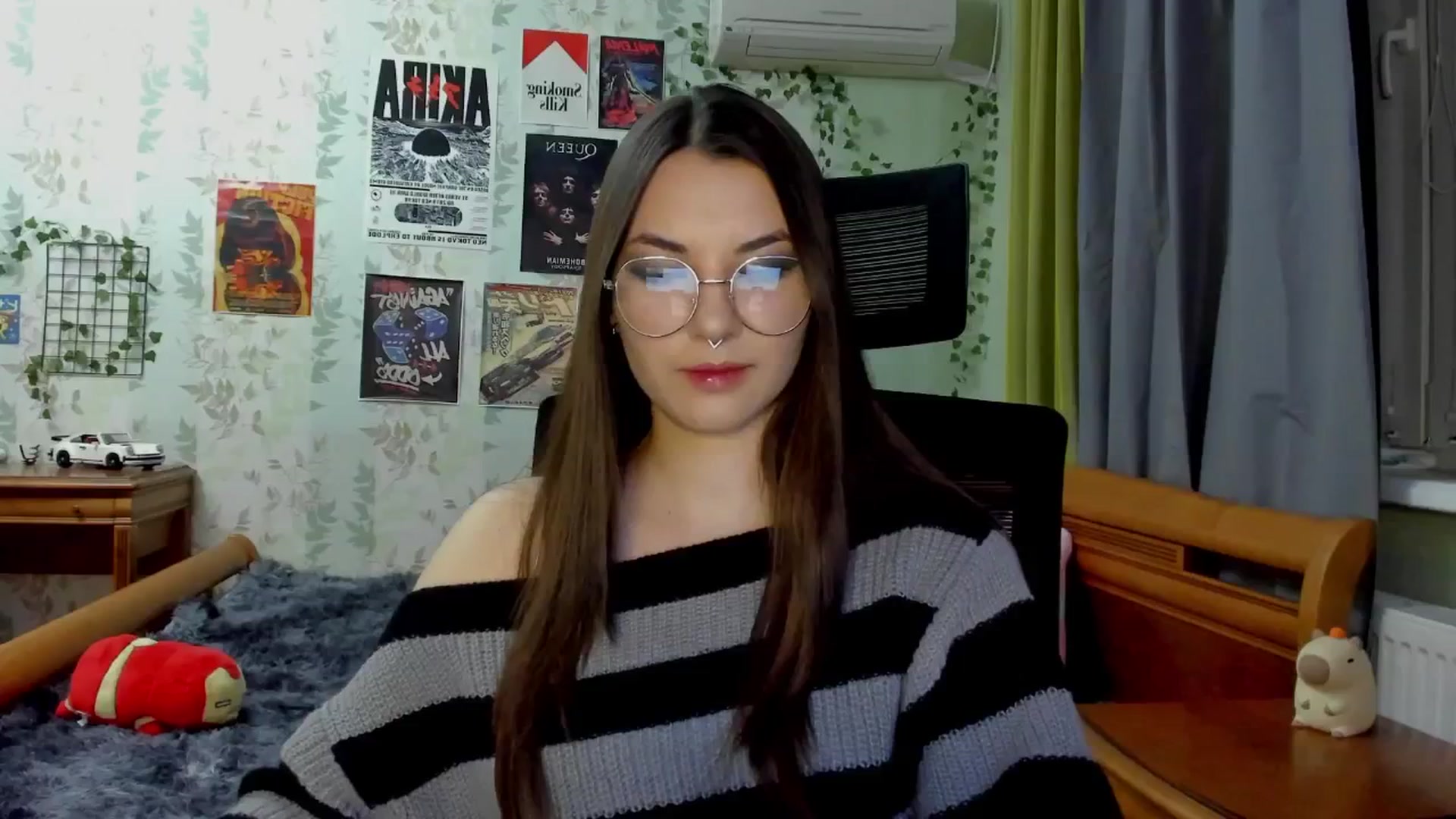 Gallery image thumbnail from AmnesiaGirl1's myfreecams stream on, 05/07/2025, 18:46 image 8 of 20