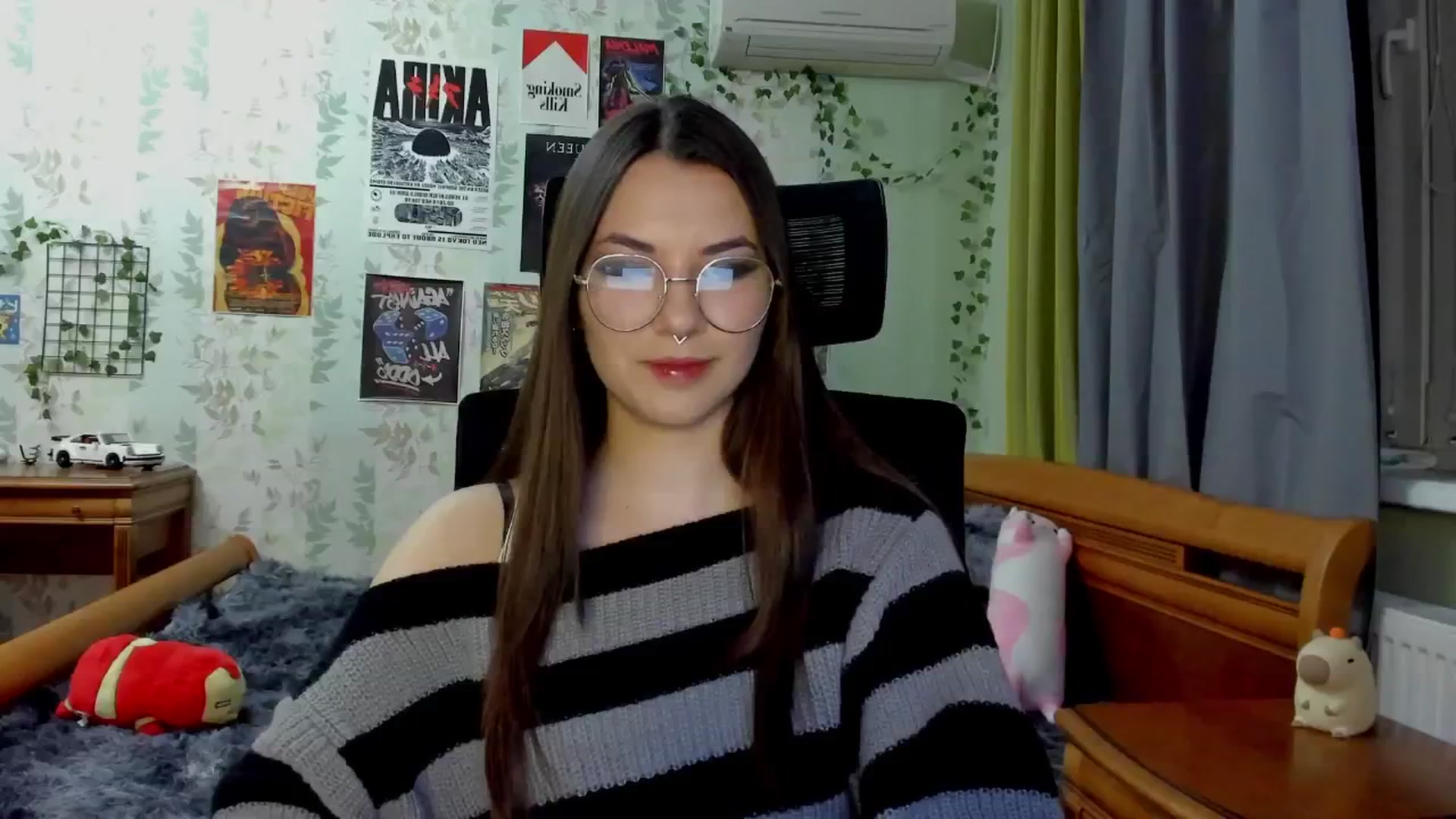 Gallery image thumbnail from AmnesiaGirl1's myfreecams stream on, 05/07/2025, 18:46 image 1 of 20