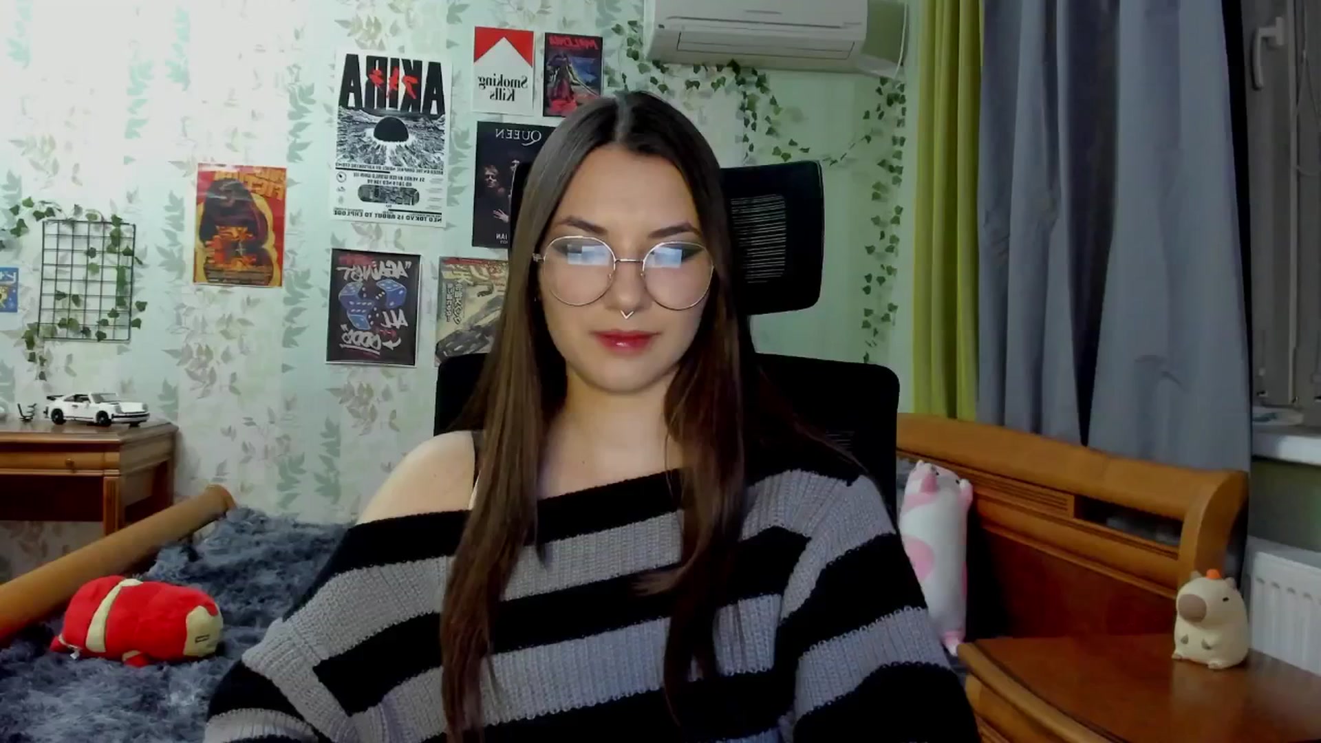 Gallery image thumbnail from AmnesiaGirl1's myfreecams stream on, 05/07/2025, 18:46 image 2 of 20