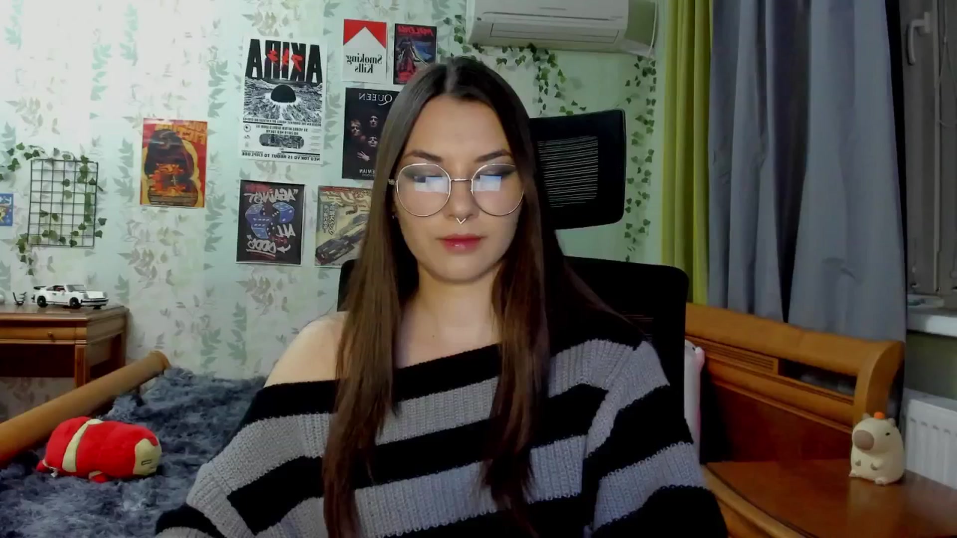 Gallery image thumbnail from AmnesiaGirl1's myfreecams stream on, 05/07/2025, 18:46 image 7 of 20