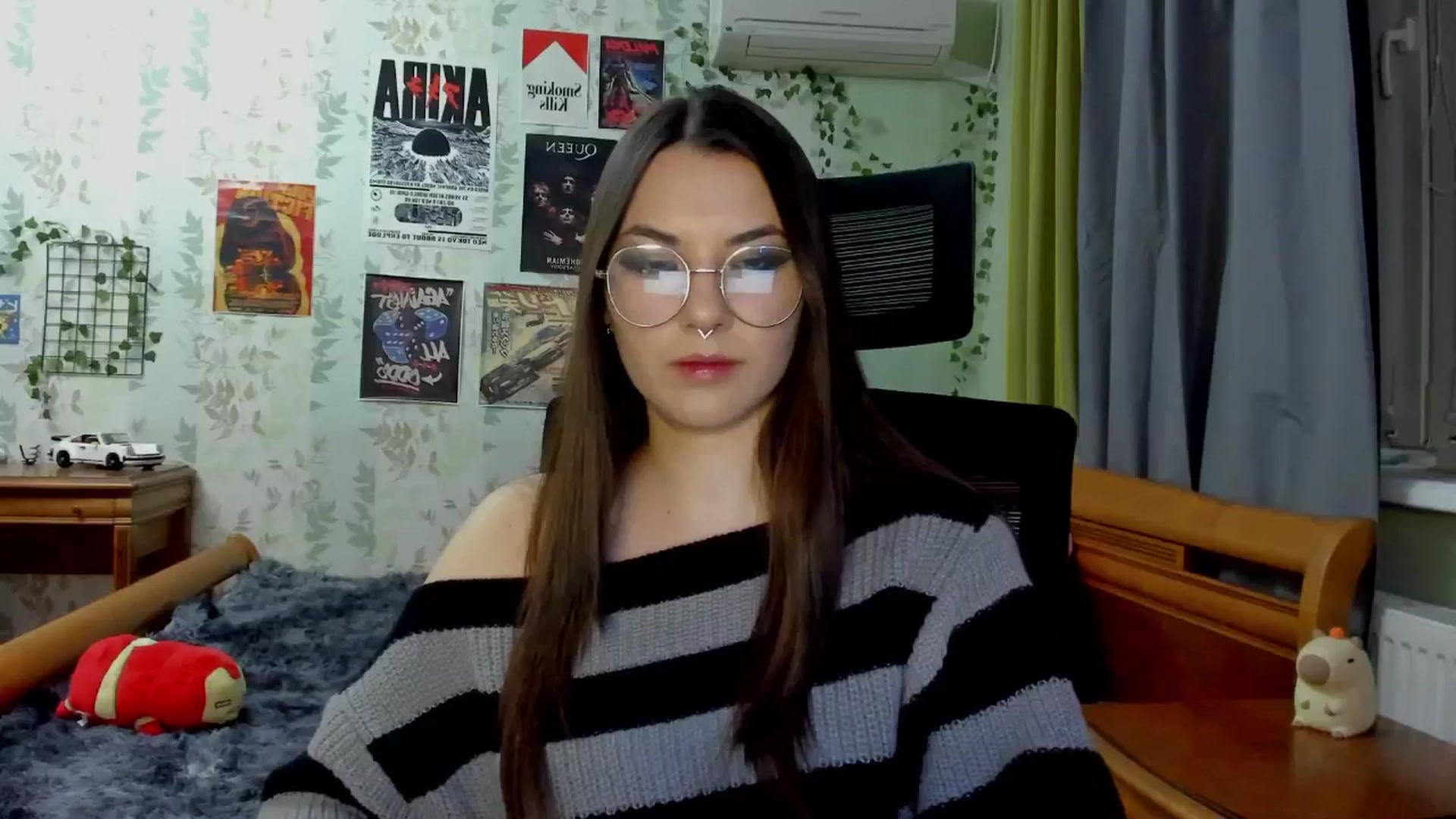 Gallery image thumbnail from AmnesiaGirl1's myfreecams stream on, 05/07/2025, 18:46 image 6 of 20