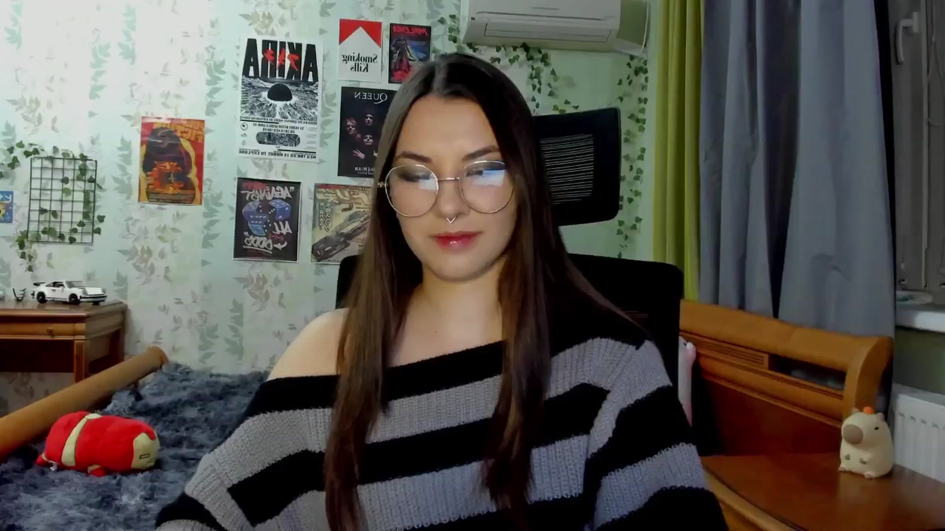 Gallery image thumbnail from AmnesiaGirl1's myfreecams stream on, 05/07/2025, 18:46 image 4 of 20
