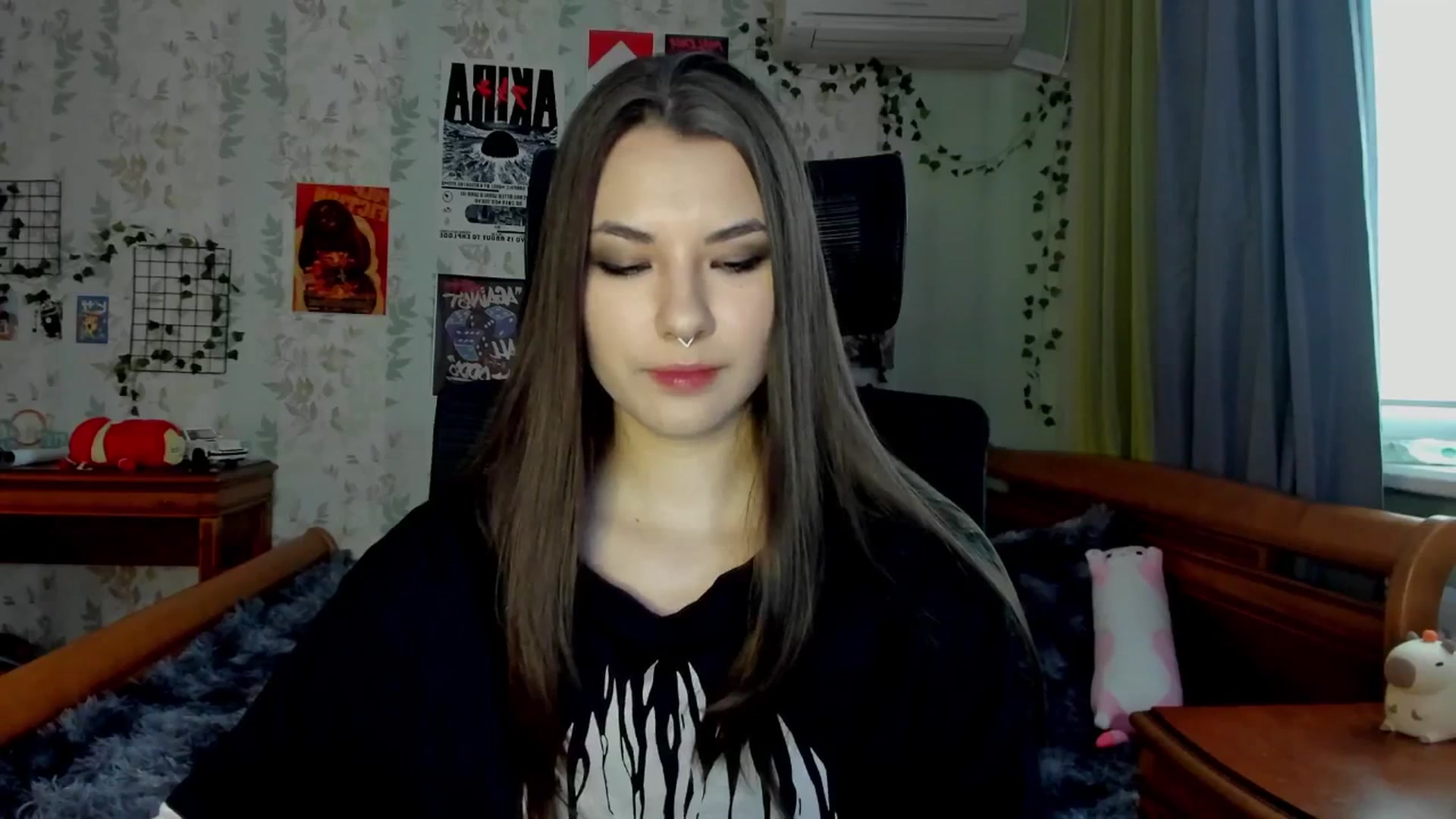 Gallery image thumbnail from AmnesiaGirl1's myfreecams stream on, 05/08/2025, 17:12 image 10 of 20