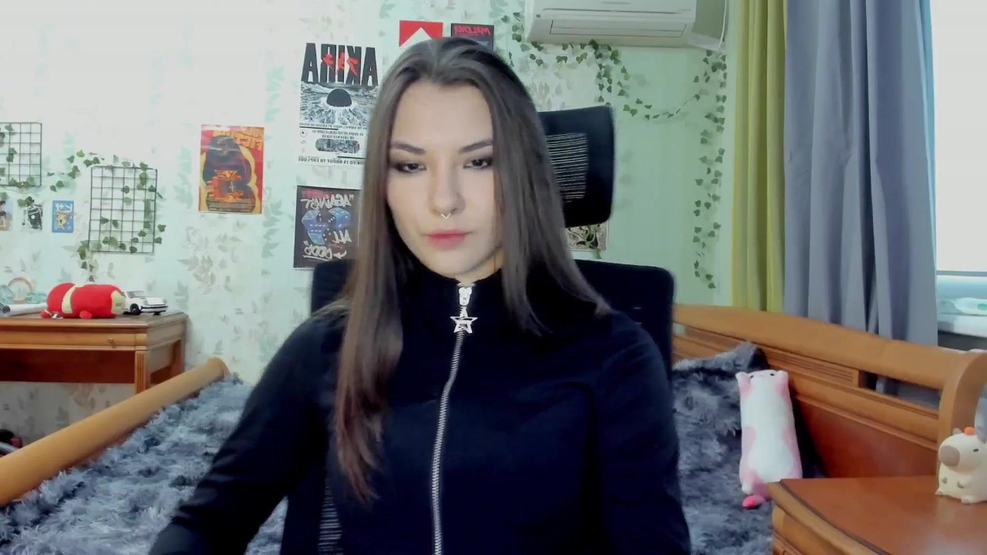 Gallery image thumbnail from AmnesiaGirl1's myfreecams stream on, 05/08/2025, 17:12 image 18 of 20