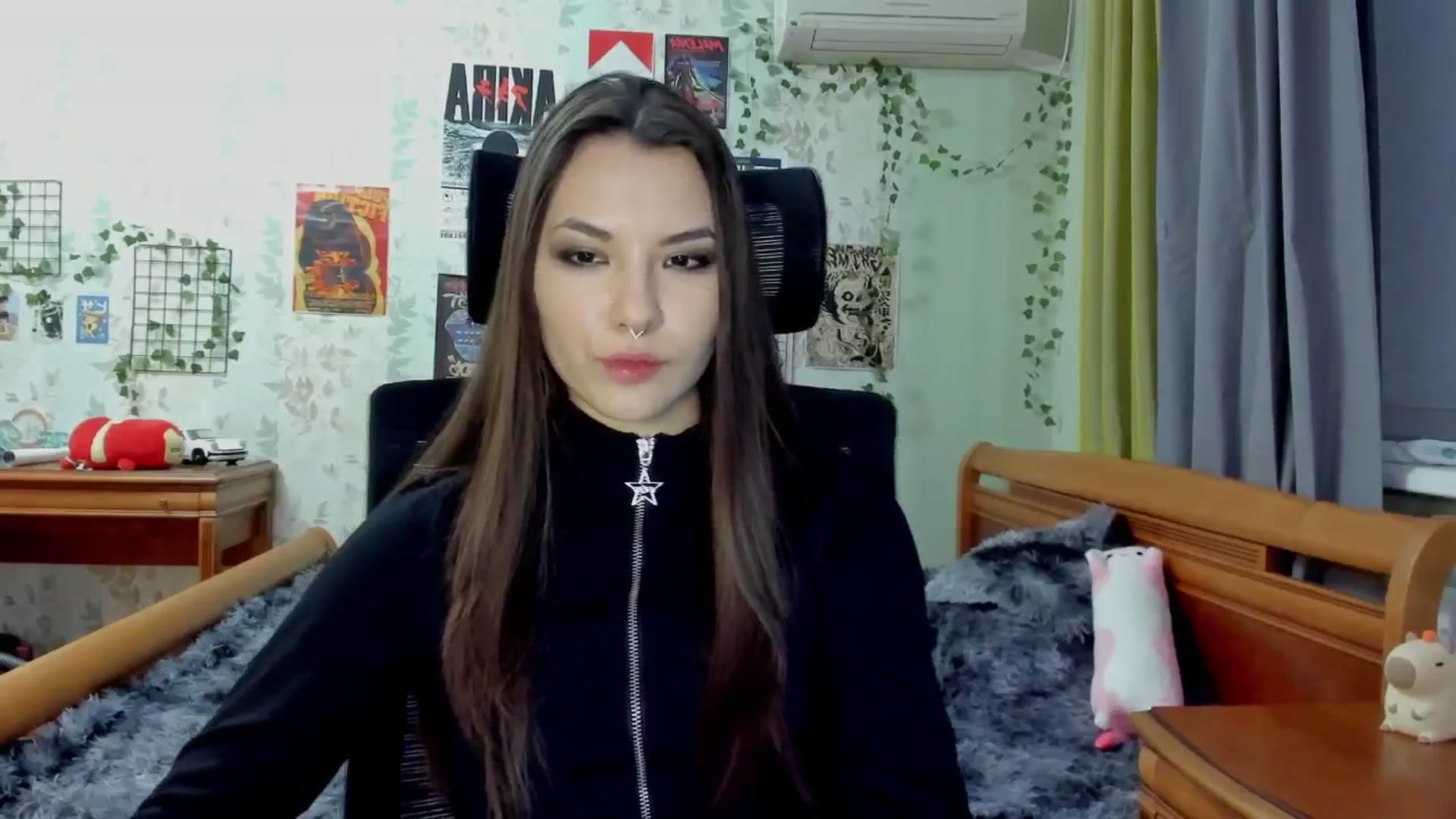 Gallery image thumbnail from AmnesiaGirl1's myfreecams stream on, 05/08/2025, 18:45 image 9 of 20