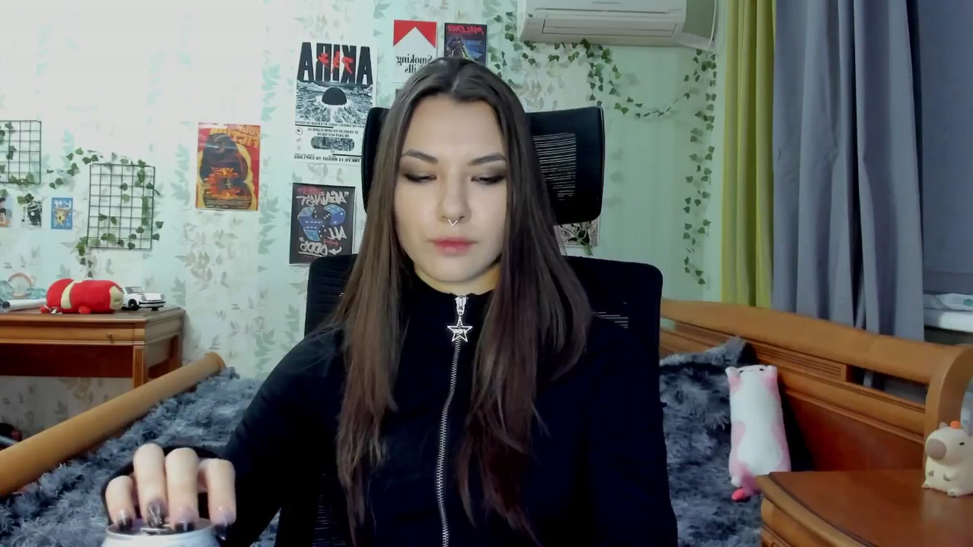 Gallery image thumbnail from AmnesiaGirl1's myfreecams stream on, 05/08/2025, 18:45 image 20 of 20