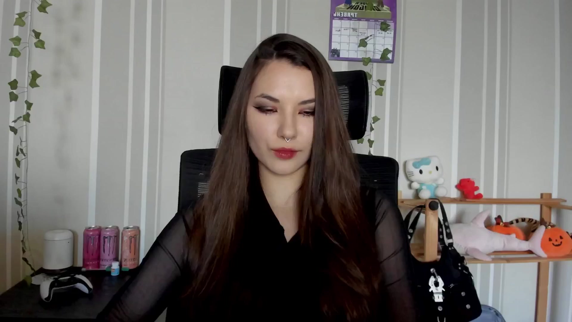 Gallery image thumbnail from AmnesiaGirl1's myfreecams stream on, 05/09/2025, 16:29 image 6 of 20