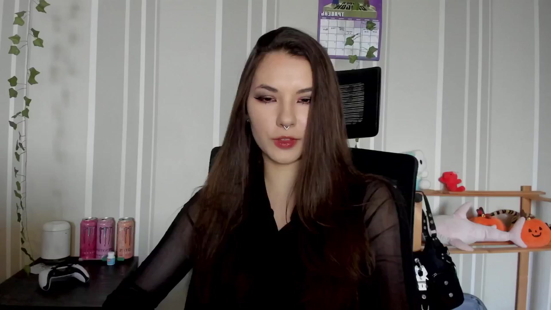 Gallery image thumbnail from AmnesiaGirl1's myfreecams stream on, 05/09/2025, 16:29 image 3 of 20