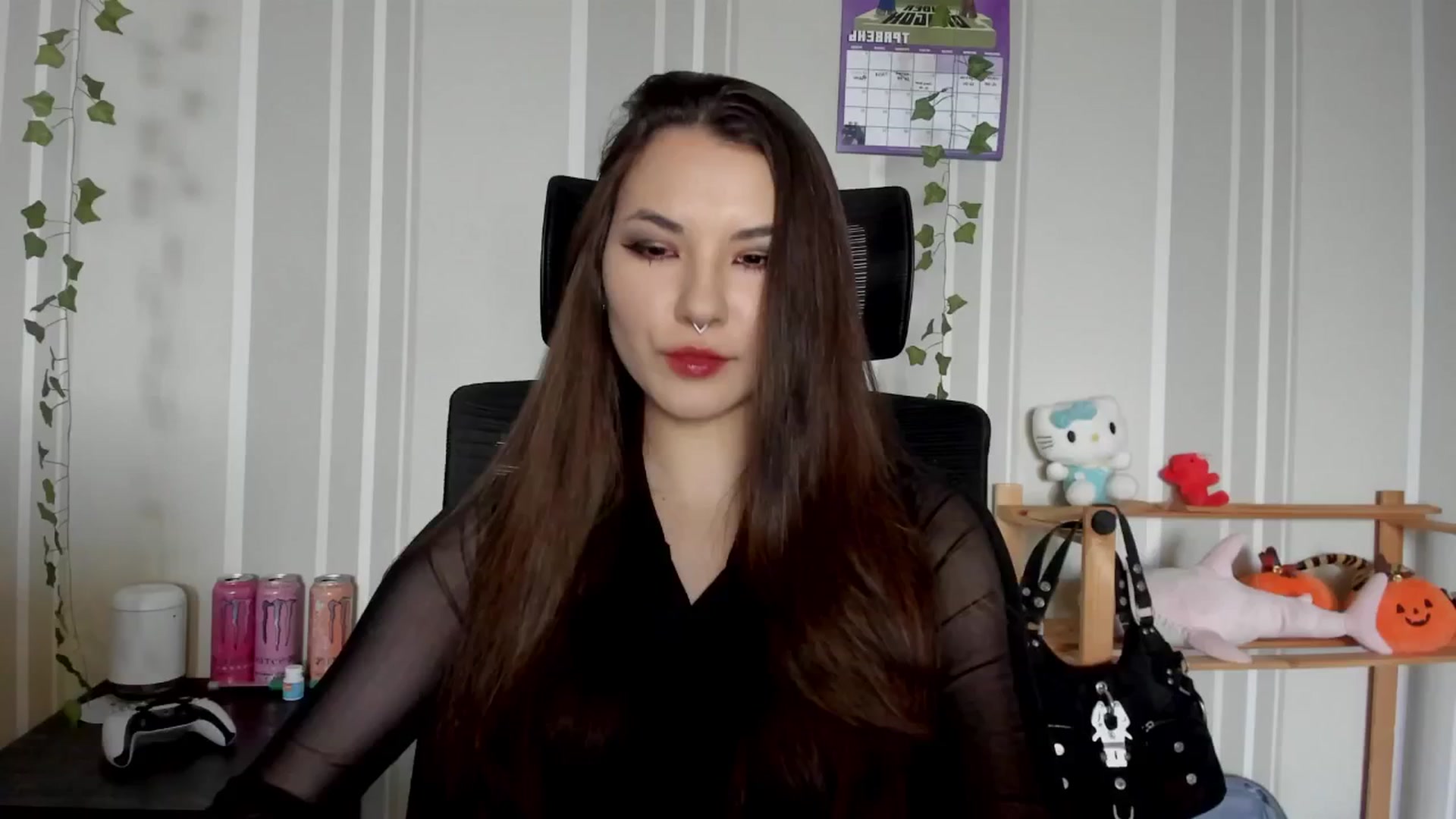 Gallery image thumbnail from AmnesiaGirl1's myfreecams stream on, 05/09/2025, 16:29 image 1 of 20