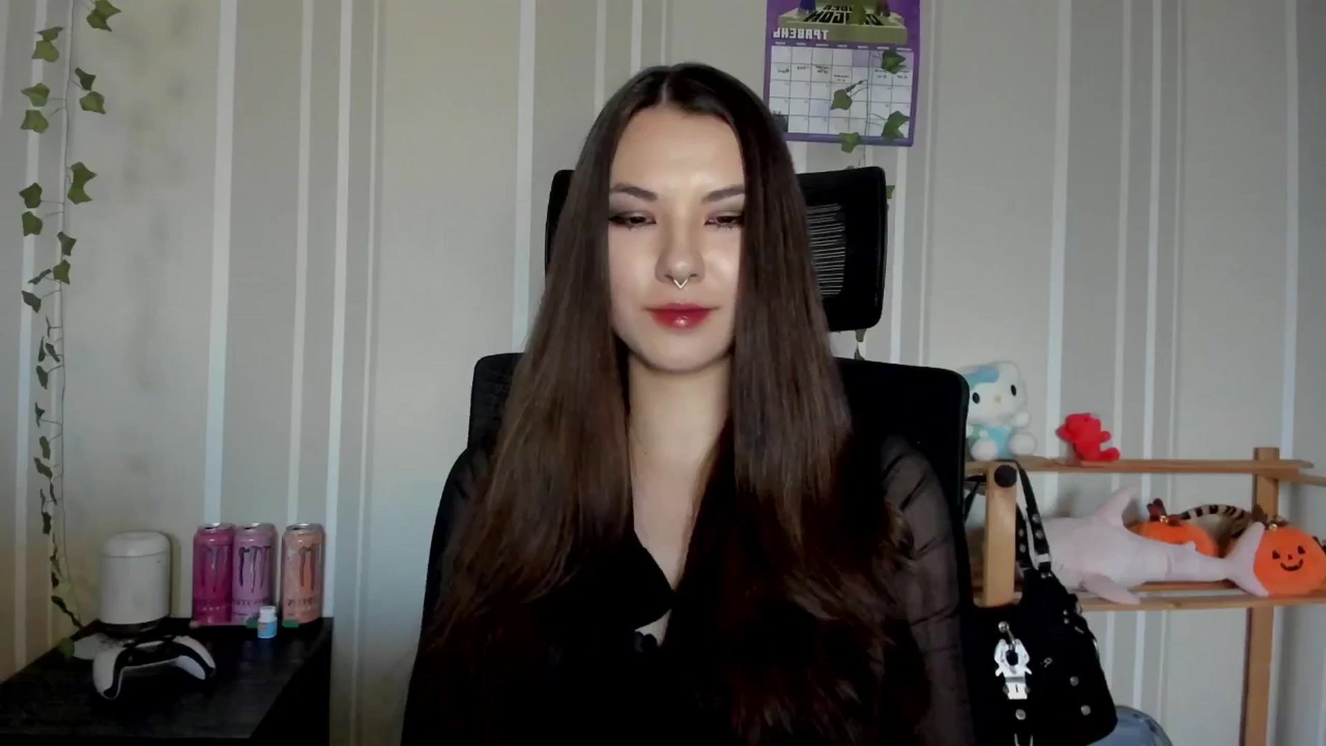Gallery image thumbnail from AmnesiaGirl1's myfreecams stream on, 05/09/2025, 17:27 image 1 of 20