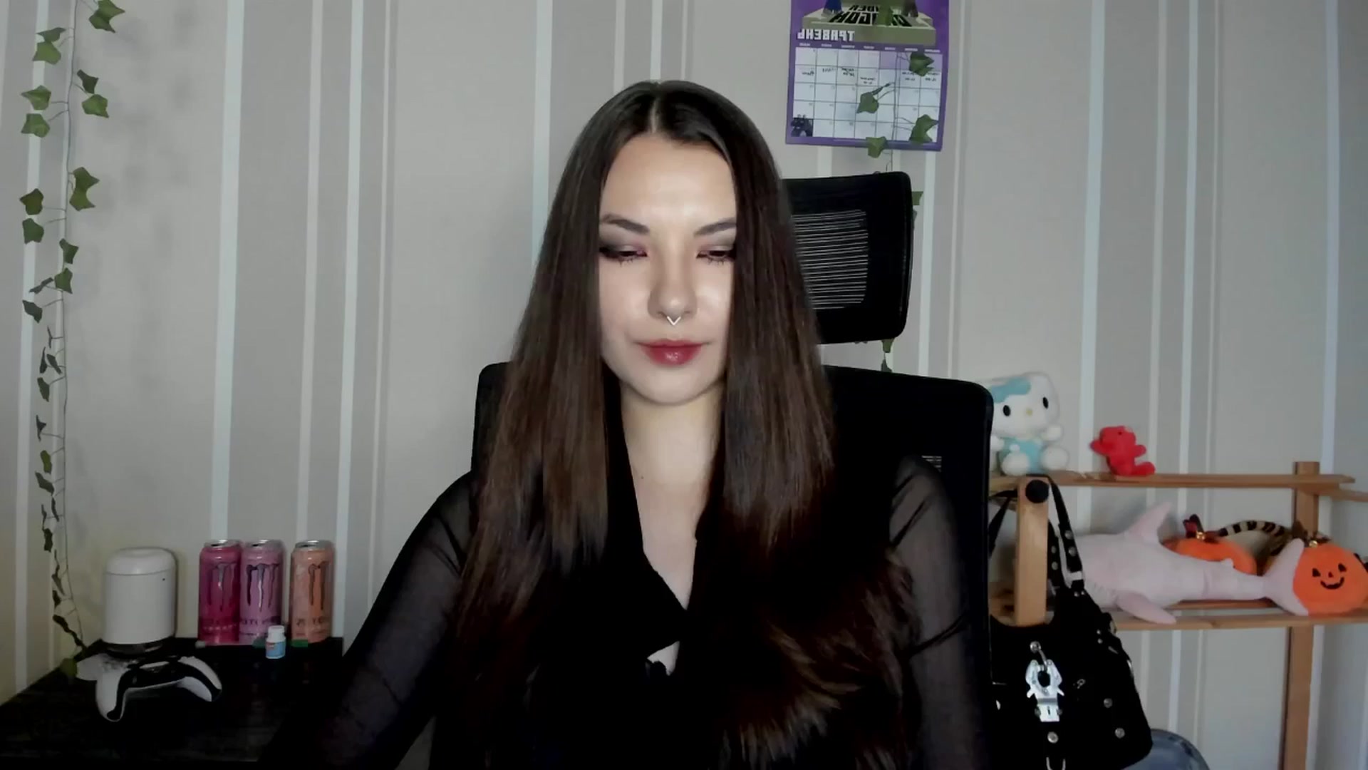 Gallery image thumbnail from AmnesiaGirl1's myfreecams stream on, 05/09/2025, 17:27 image 11 of 20
