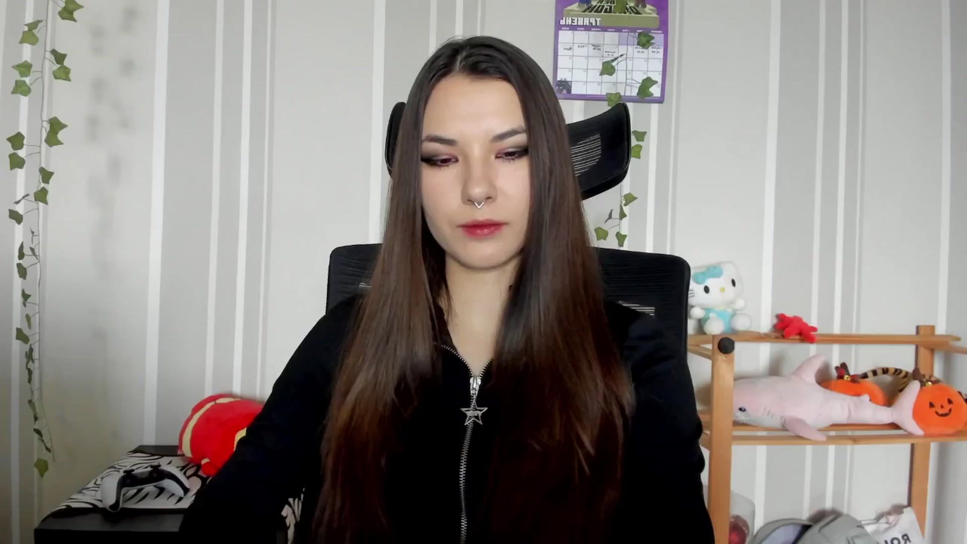 Gallery image thumbnail from AmnesiaGirl1's myfreecams stream on, 05/13/2025, 15:05 image 11 of 20