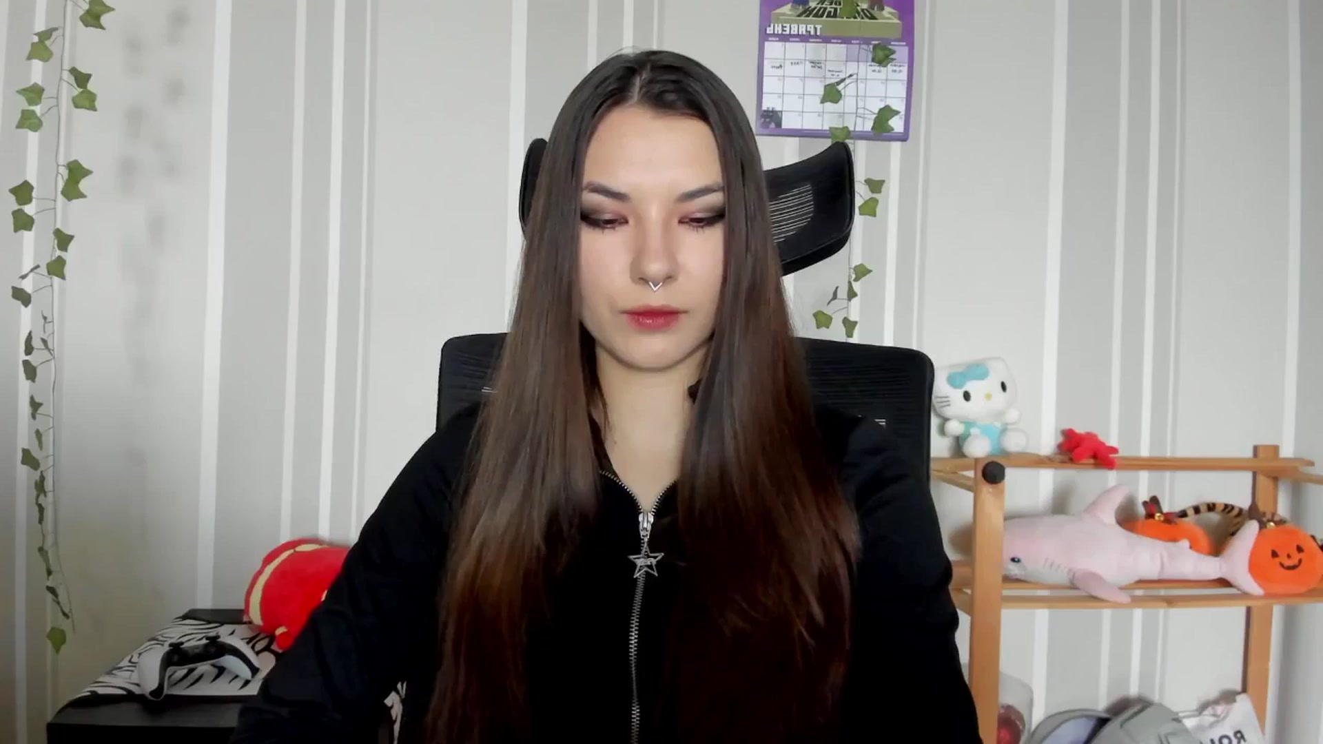 Gallery image thumbnail from AmnesiaGirl1's myfreecams stream on, 05/13/2025, 15:05 image 9 of 20
