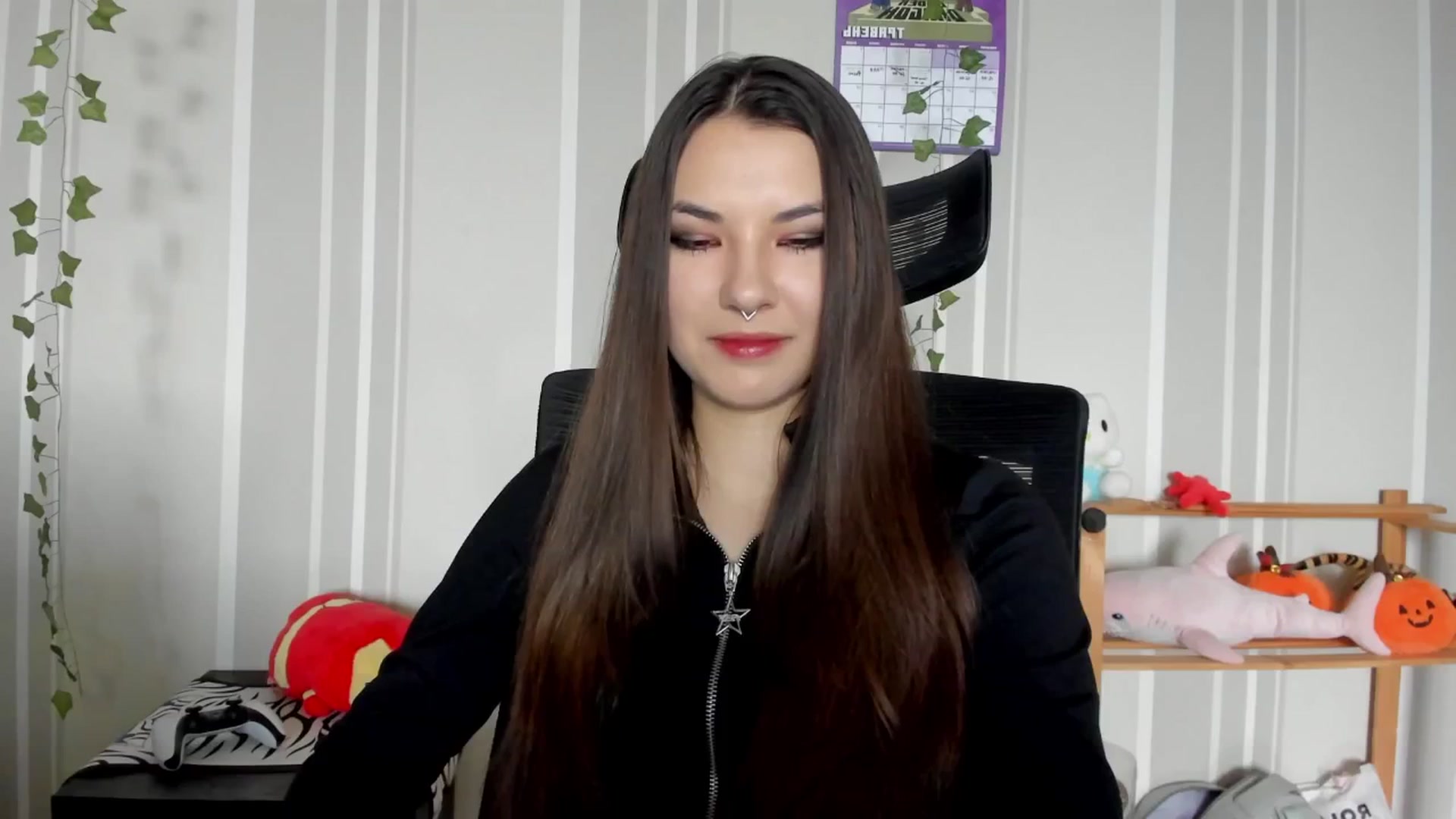 Gallery image thumbnail from AmnesiaGirl1's myfreecams stream on, 05/13/2025, 15:05 image 17 of 20