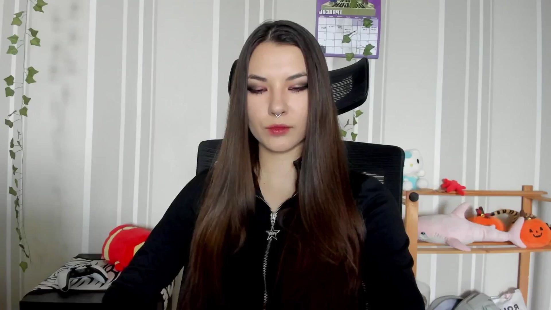 Gallery image thumbnail from AmnesiaGirl1's myfreecams stream on, 05/13/2025, 15:05 image 6 of 20