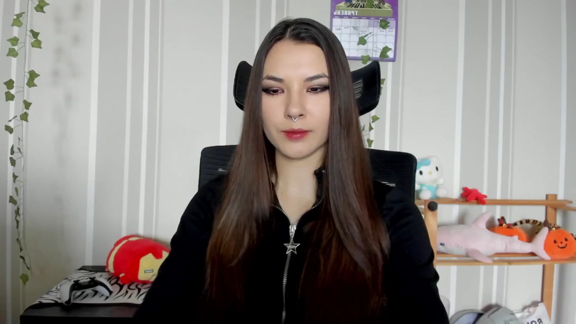 Gallery image thumbnail from AmnesiaGirl1's myfreecams stream on, 05/13/2025, 15:05 image 3 of 20