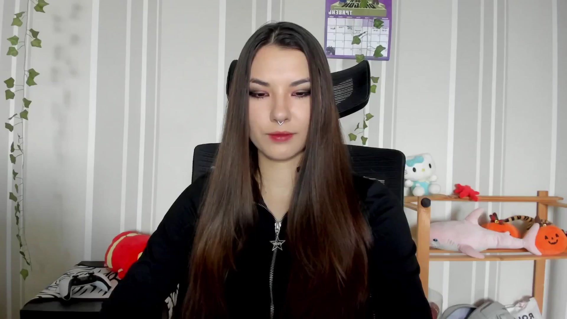 Gallery image thumbnail from AmnesiaGirl1's myfreecams stream on, 05/13/2025, 15:05 image 13 of 20