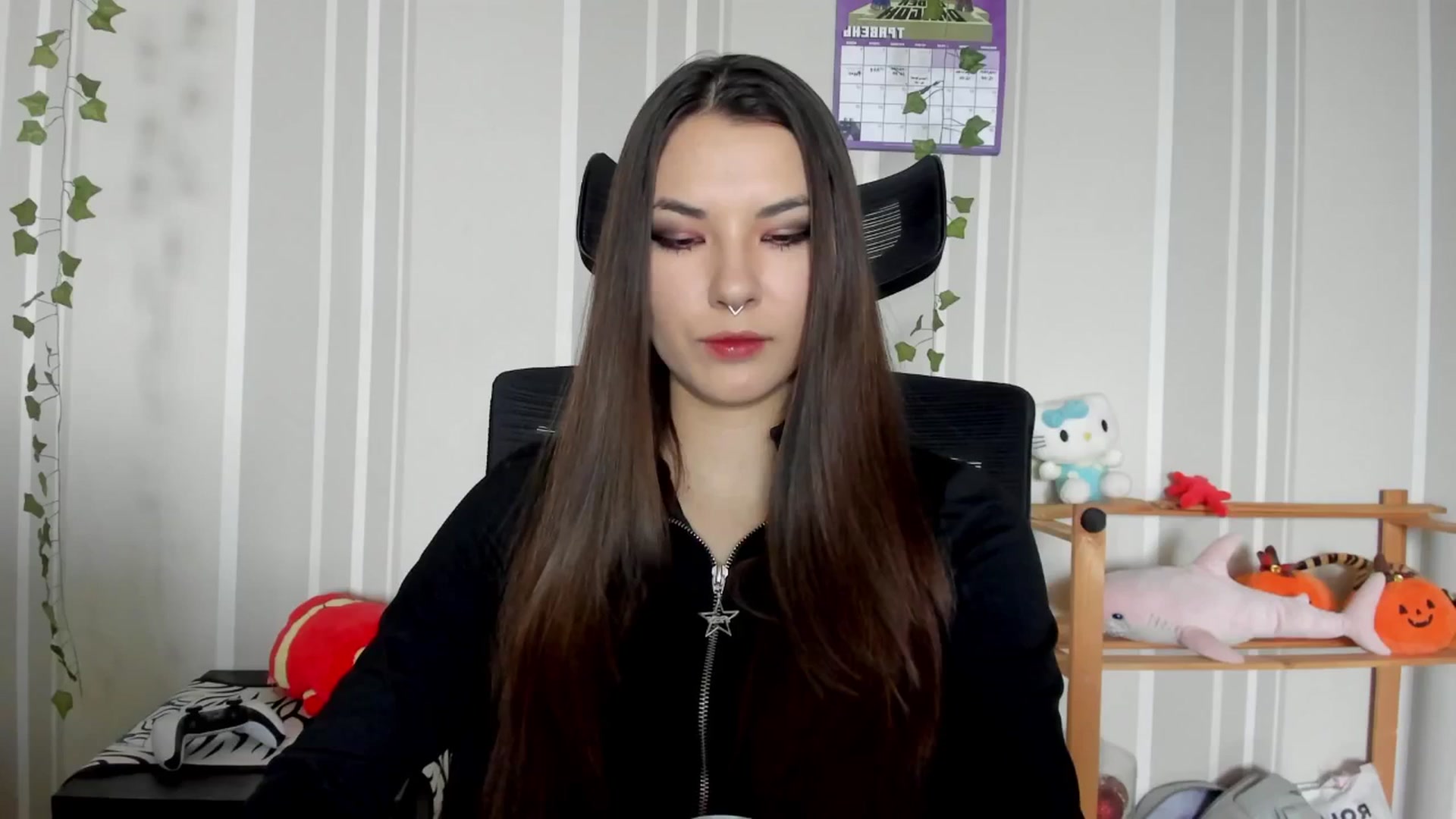 Gallery image thumbnail from AmnesiaGirl1's myfreecams stream on, 05/13/2025, 15:05 image 8 of 20
