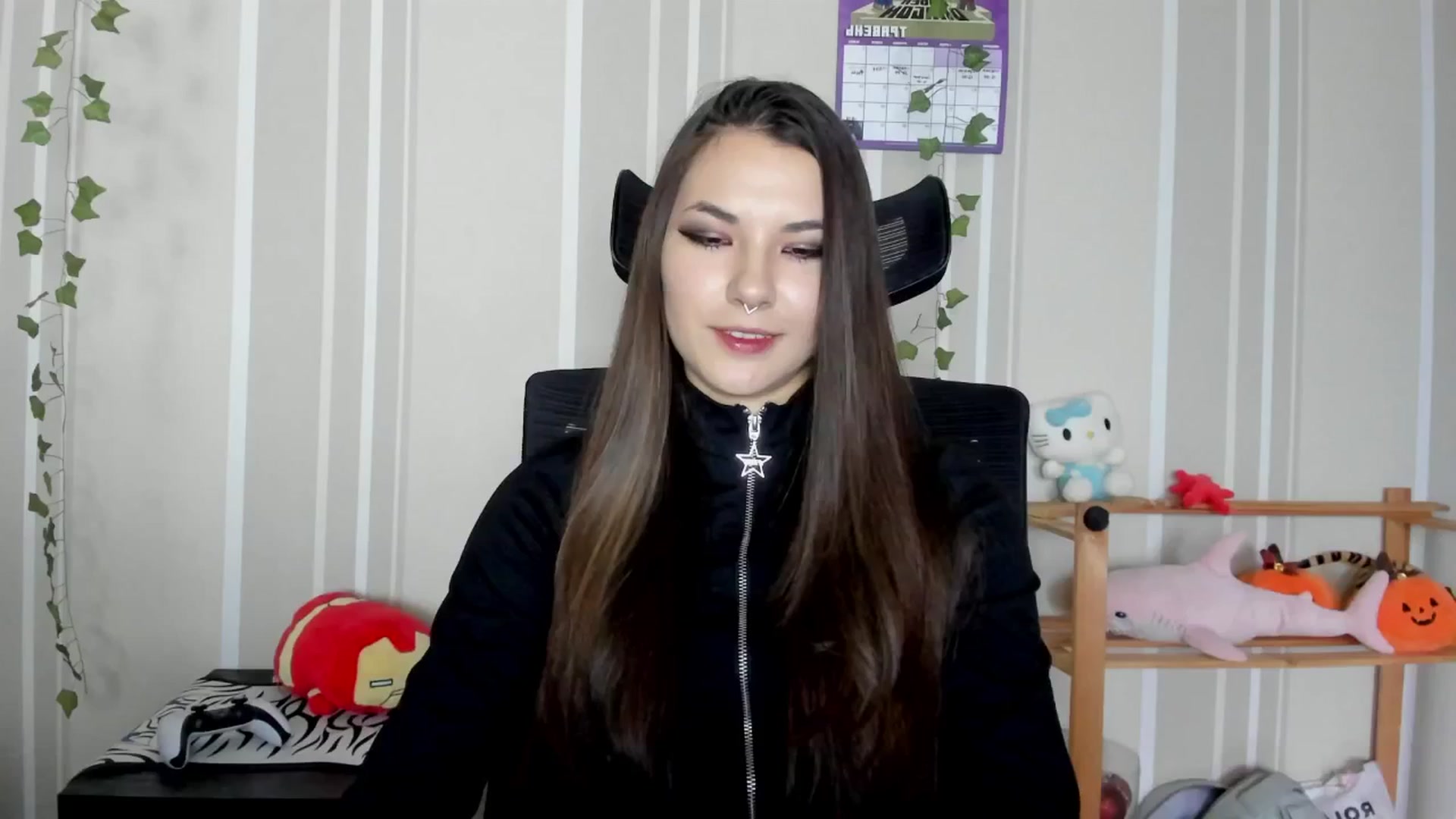 Gallery image thumbnail from AmnesiaGirl1's myfreecams stream on, 05/13/2025, 17:01 image 16 of 20