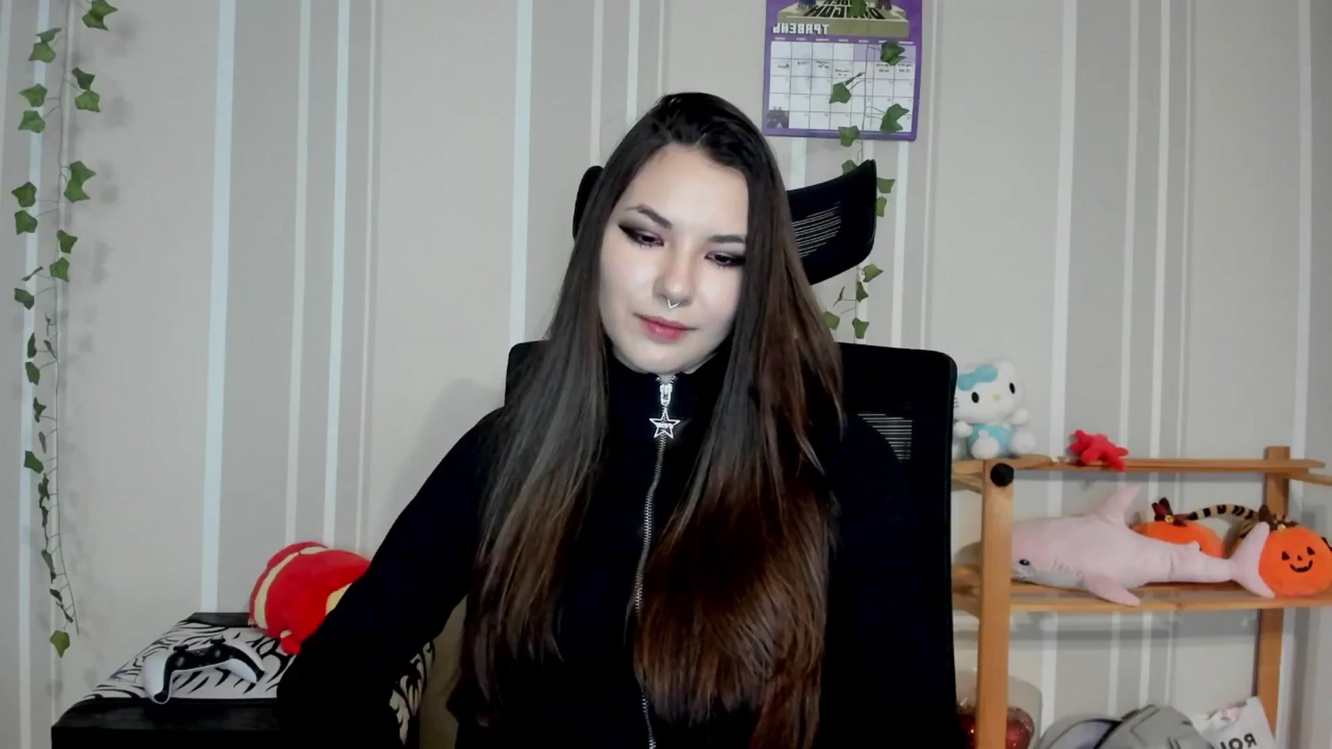 Gallery image thumbnail from AmnesiaGirl1's myfreecams stream on, 05/13/2025, 17:46 image 14 of 20