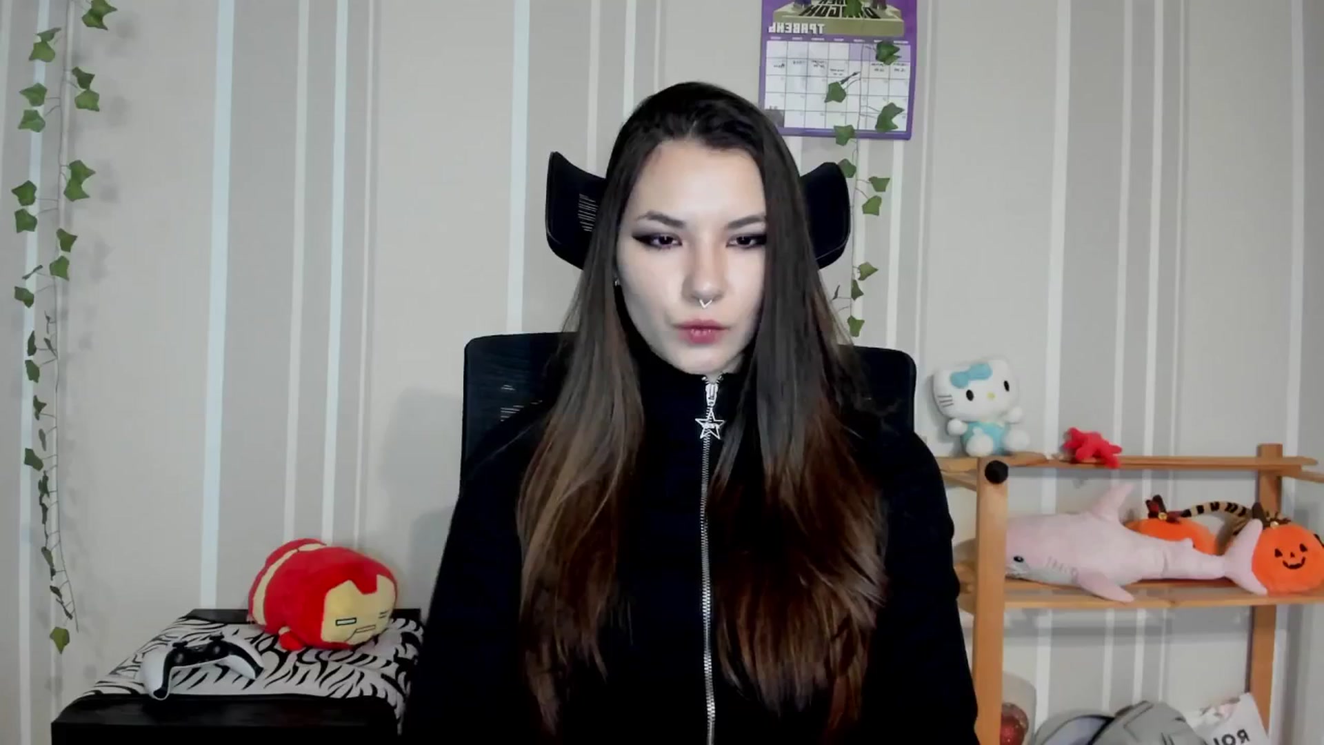 Gallery image thumbnail from AmnesiaGirl1's myfreecams stream on, 05/13/2025, 17:46 image 8 of 20