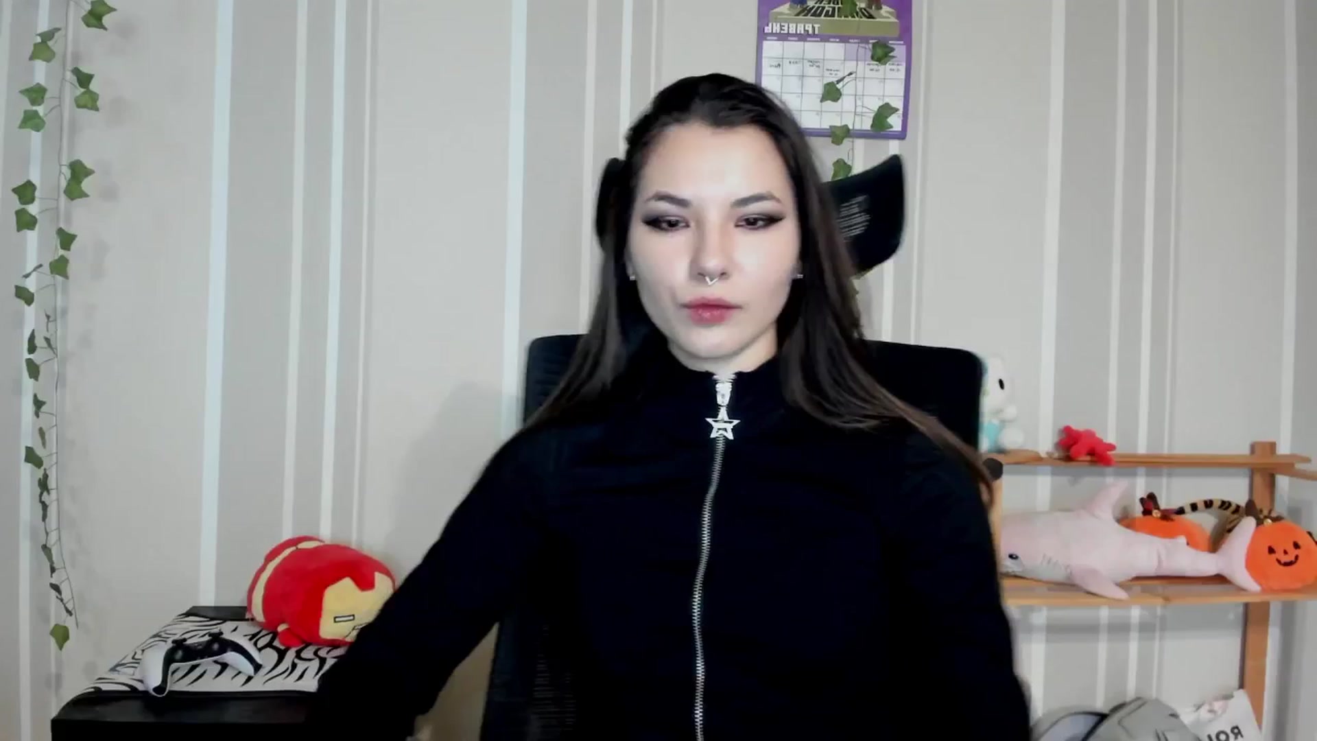 Gallery image thumbnail from AmnesiaGirl1's myfreecams stream on, 05/13/2025, 17:46 image 1 of 20
