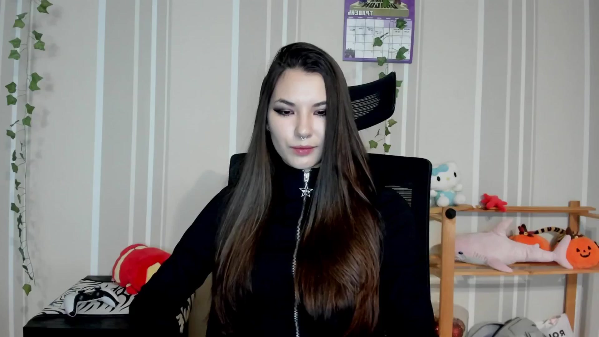 Gallery image thumbnail from AmnesiaGirl1's myfreecams stream on, 05/13/2025, 17:46 image 16 of 20