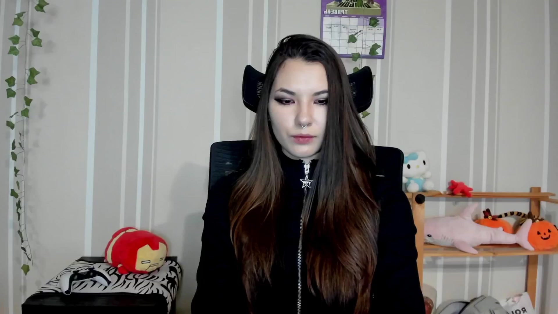 Gallery image thumbnail from AmnesiaGirl1's myfreecams stream on, 05/13/2025, 17:46 image 12 of 20