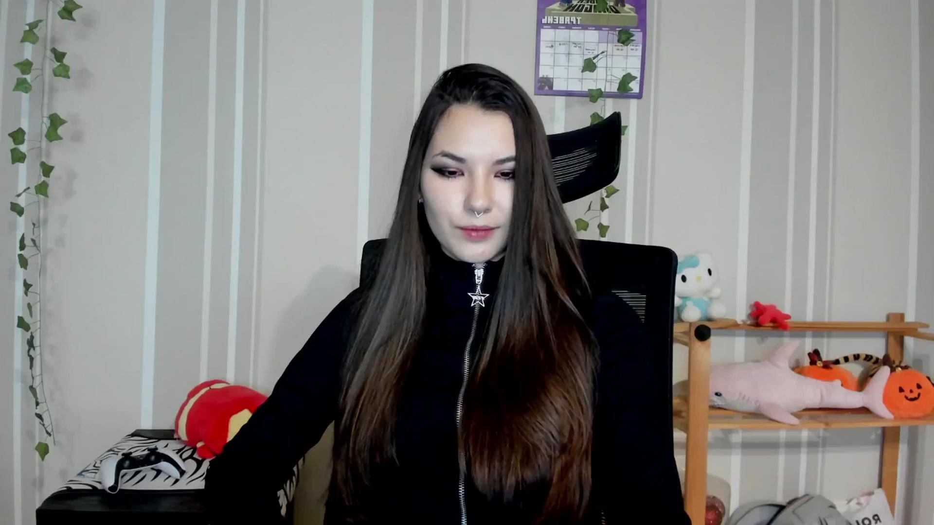 Gallery image thumbnail from AmnesiaGirl1's myfreecams stream on, 05/13/2025, 17:46 image 15 of 20