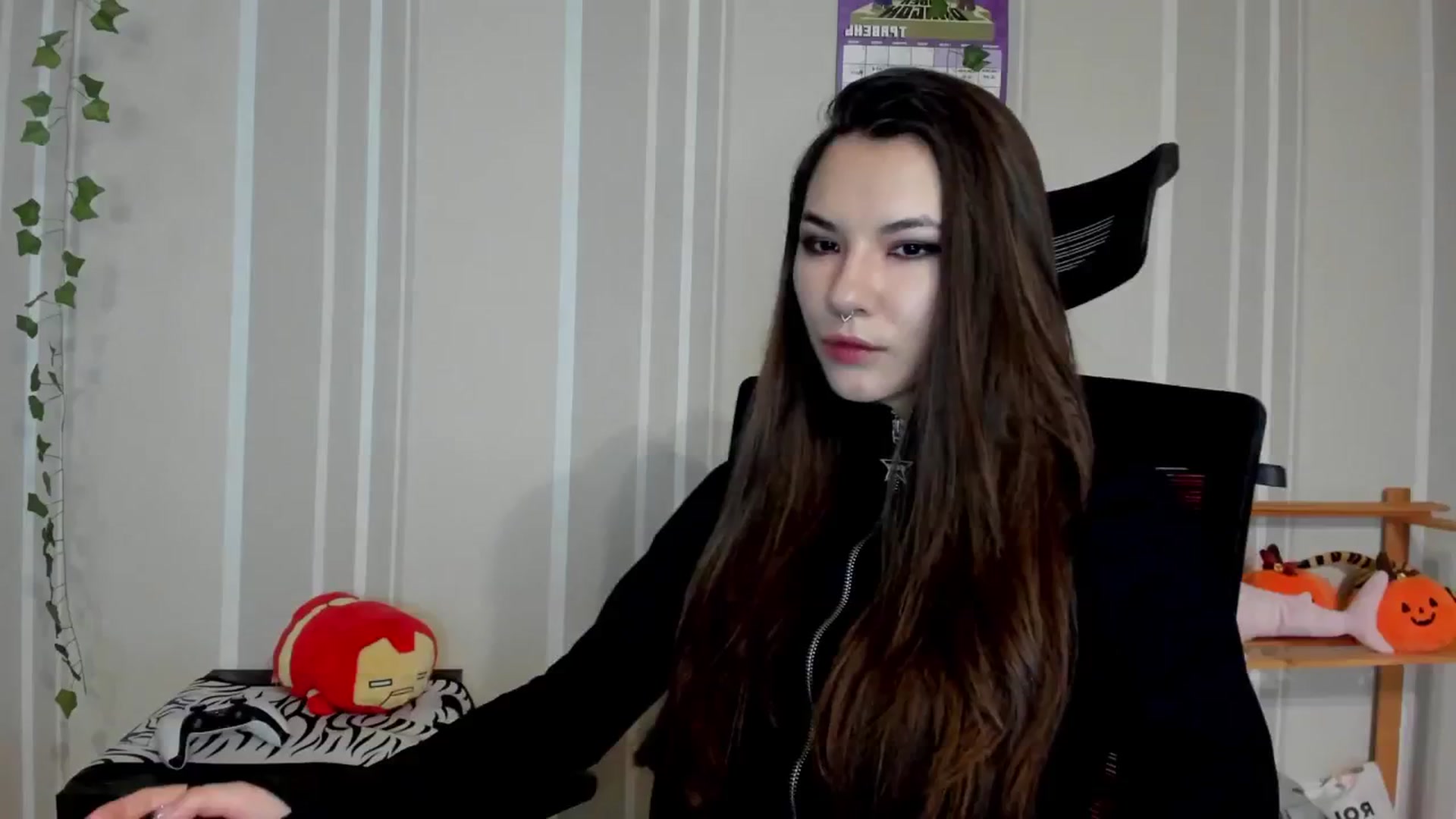 Gallery image thumbnail from AmnesiaGirl1's myfreecams stream on, 05/13/2025, 17:46 image 2 of 20