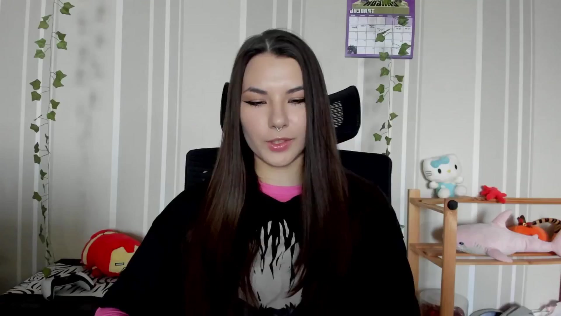 Gallery image thumbnail from AmnesiaGirl1's myfreecams stream on, 05/14/2025, 16:00 image 18 of 20