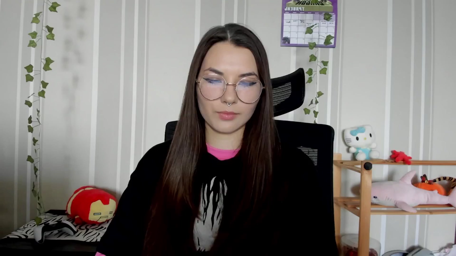 Gallery image thumbnail from AmnesiaGirl1's myfreecams stream on, 05/14/2025, 16:00 image 7 of 20