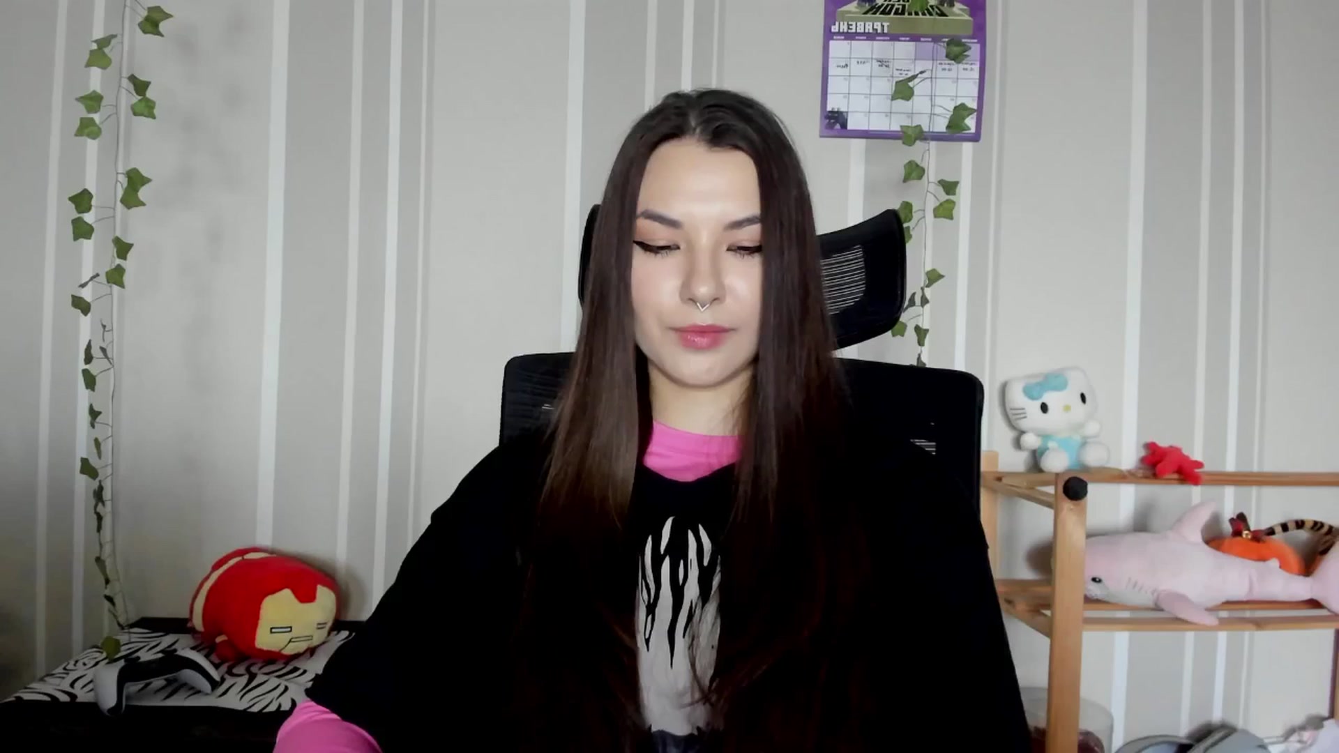 Gallery image thumbnail from AmnesiaGirl1's myfreecams stream on, 05/14/2025, 17:10 image 14 of 20