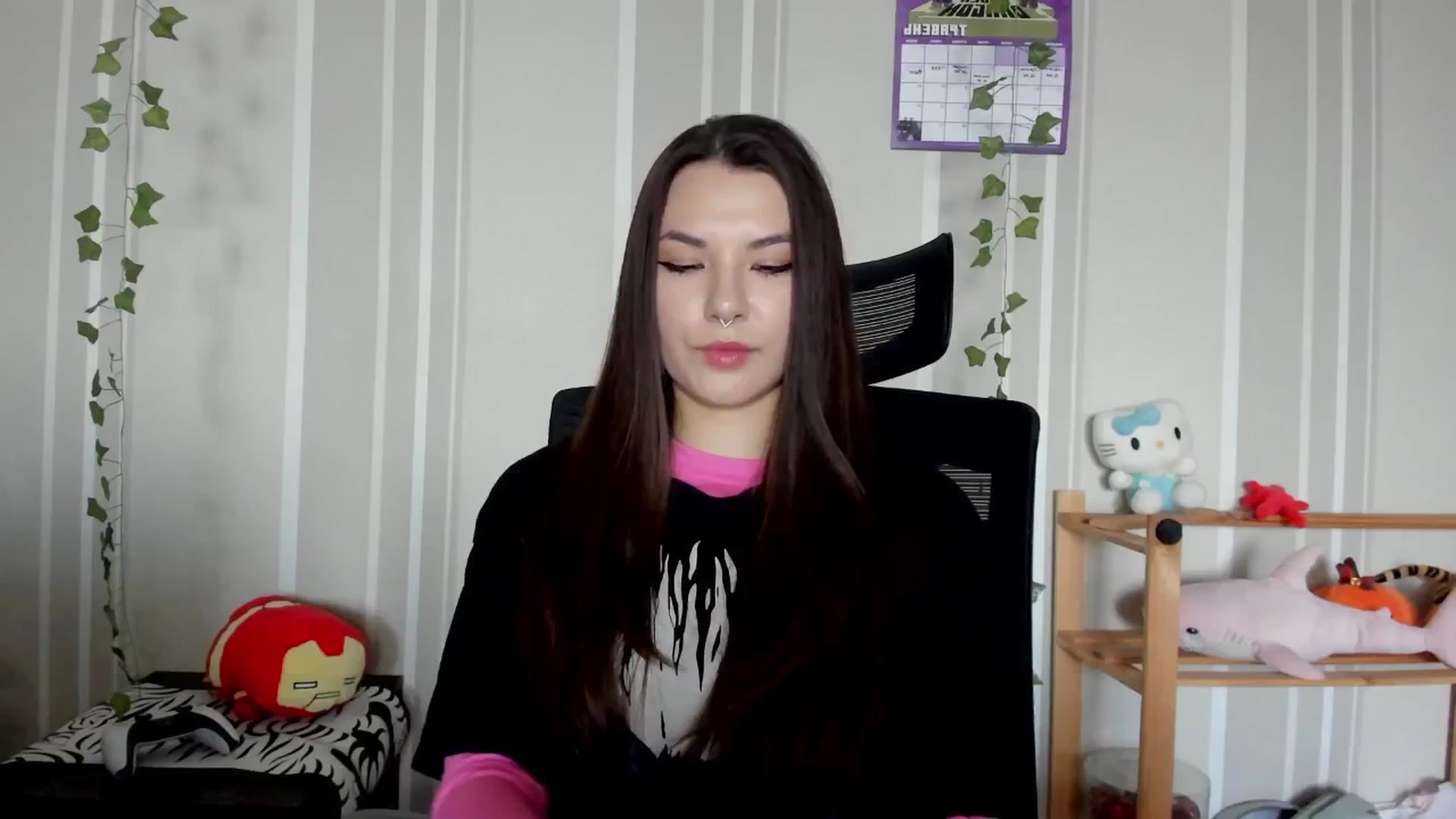 Gallery image thumbnail from AmnesiaGirl1's myfreecams stream on, 05/14/2025, 17:10 image 6 of 20