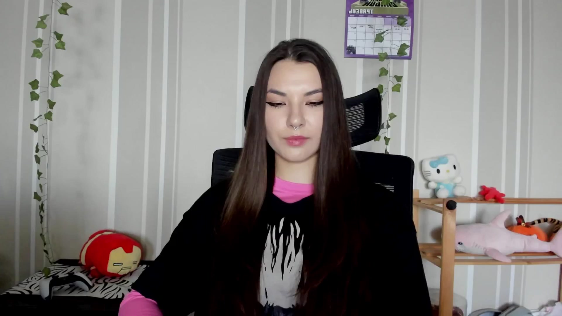 Gallery image thumbnail from AmnesiaGirl1's myfreecams stream on, 05/14/2025, 17:10 image 15 of 20