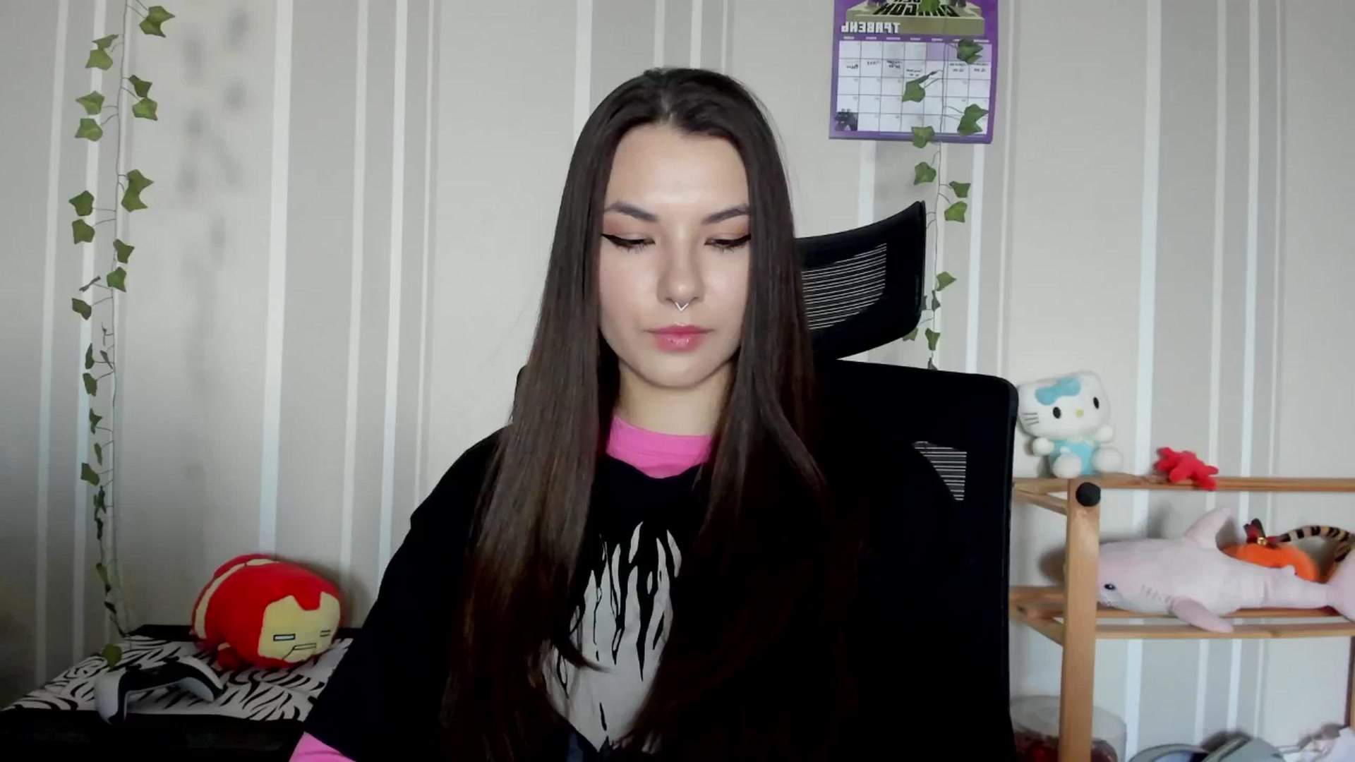 Gallery image thumbnail from AmnesiaGirl1's myfreecams stream on, 05/14/2025, 17:10 image 2 of 20