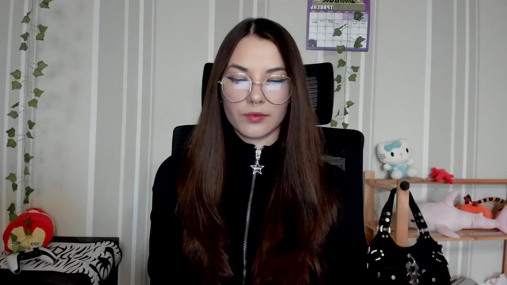 Gallery image thumbnail from AmnesiaGirl1's myfreecams stream on, 05/15/2025, 14:53 image 3 of 20