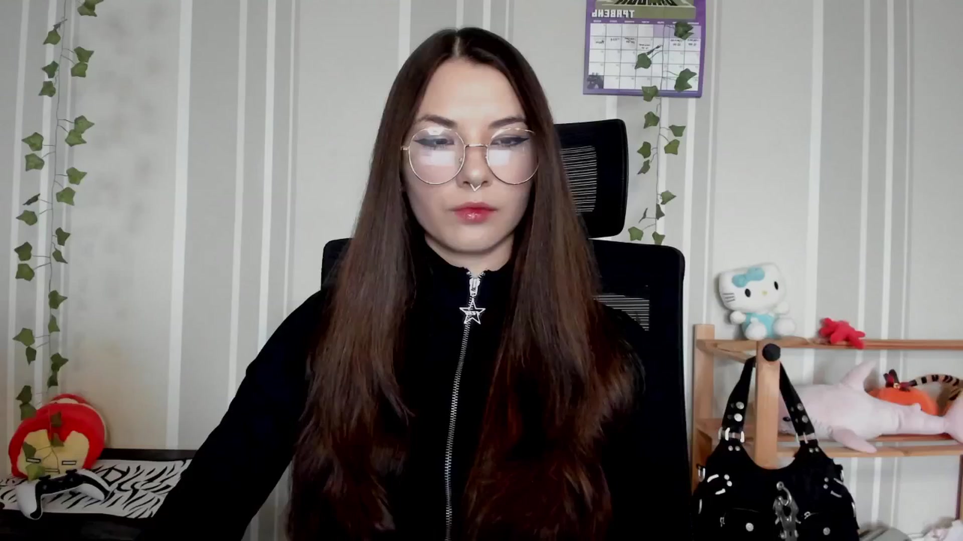 Gallery image thumbnail from AmnesiaGirl1's myfreecams stream on, 05/15/2025, 14:53 image 12 of 20