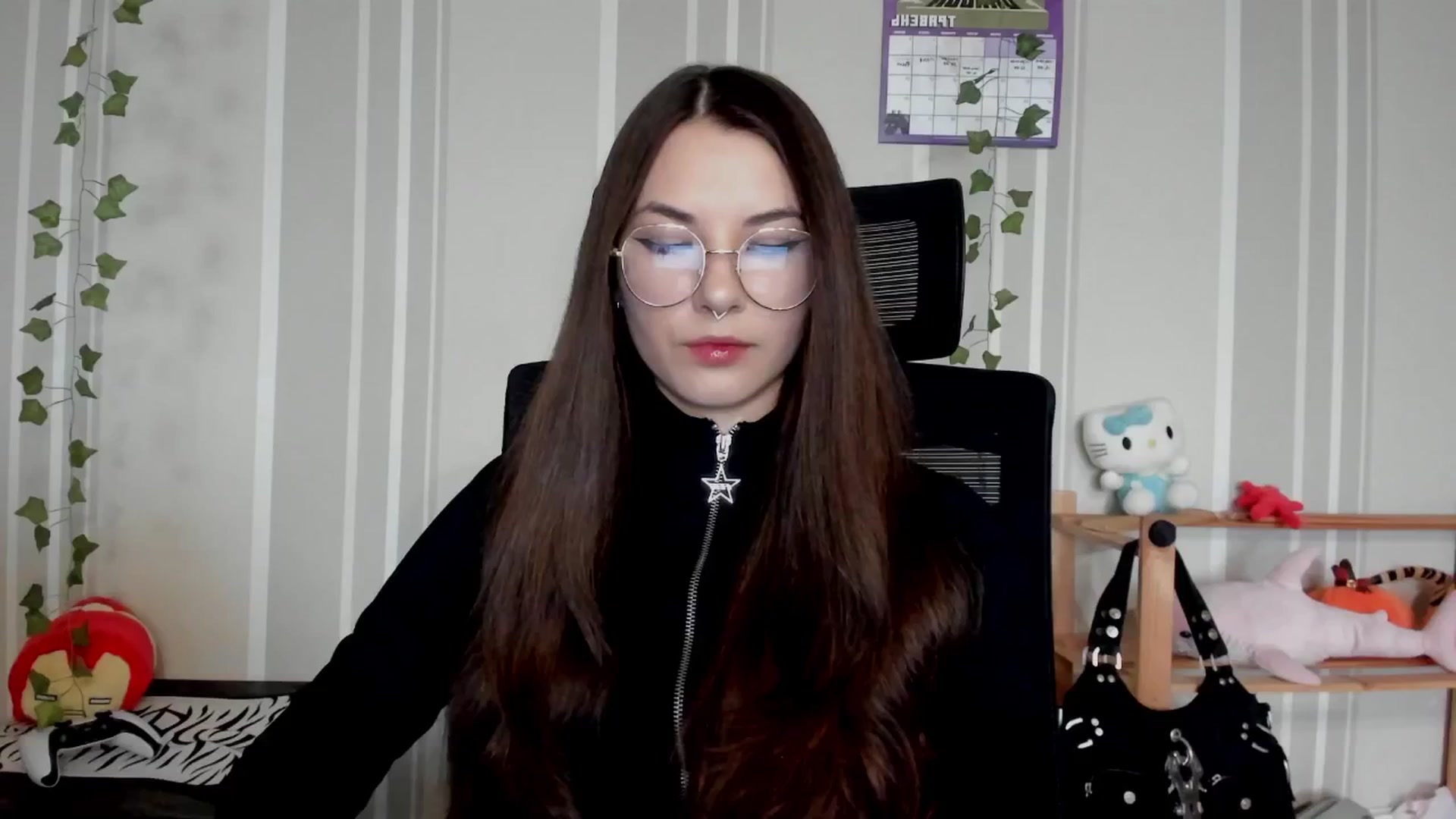 Gallery image thumbnail from AmnesiaGirl1's myfreecams stream on, 05/15/2025, 14:53 image 7 of 20
