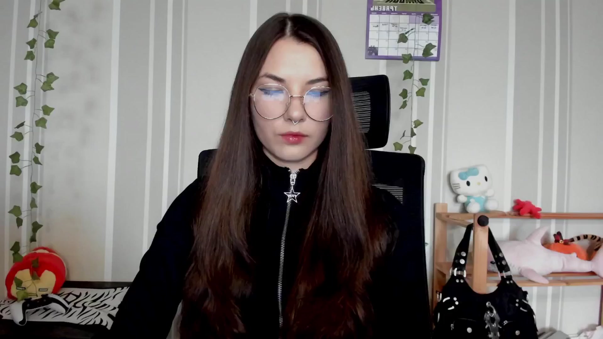 Gallery image thumbnail from AmnesiaGirl1's myfreecams stream on, 05/15/2025, 14:53 image 10 of 20