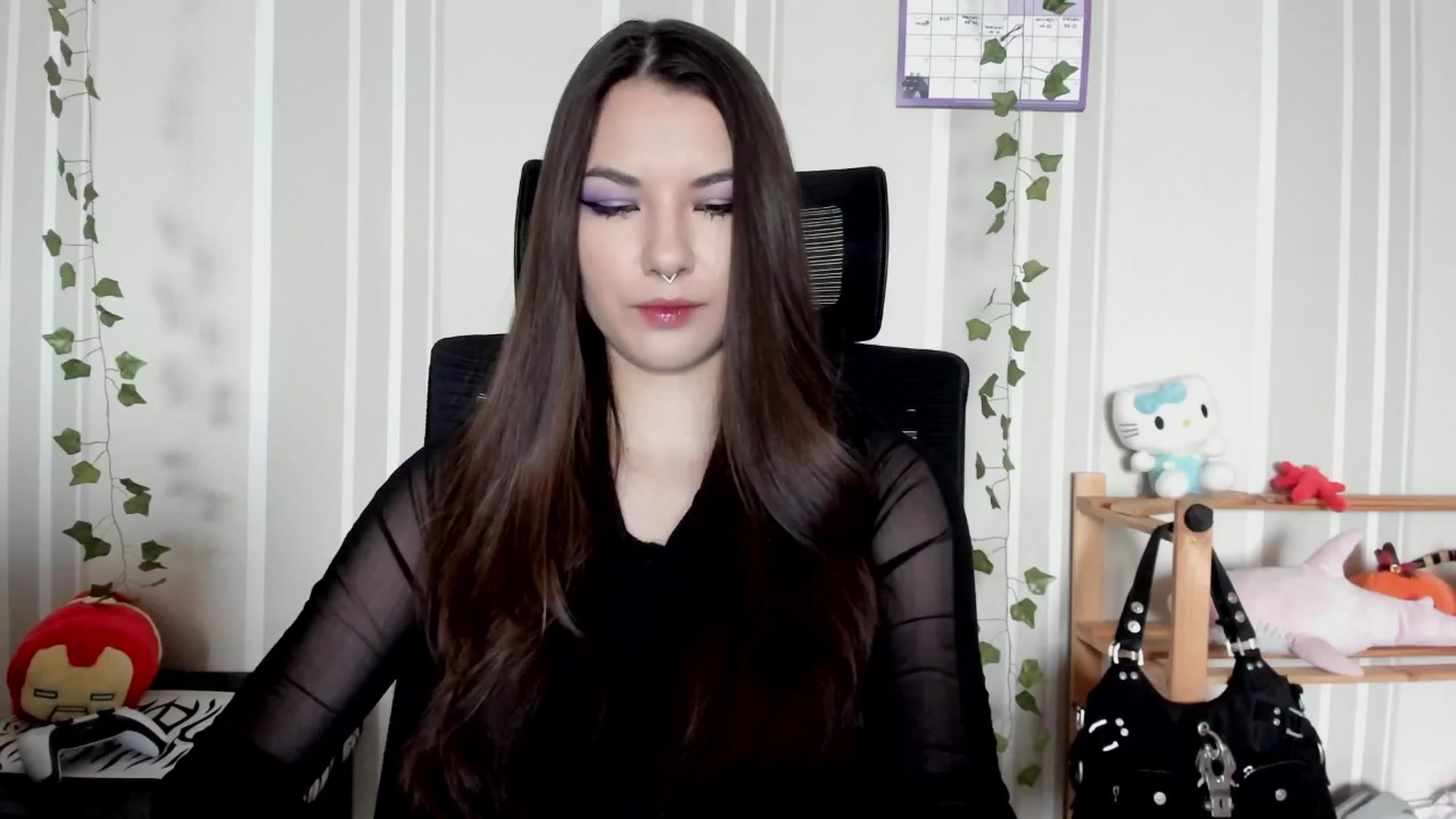 Gallery image thumbnail from AmnesiaGirl1's myfreecams stream on, 05/16/2025, 09:56 image 12 of 20