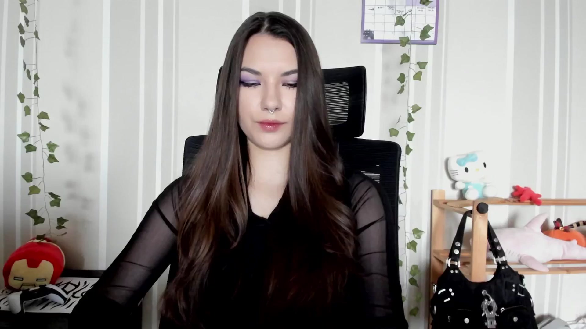 Gallery image thumbnail from AmnesiaGirl1's myfreecams stream on, 05/16/2025, 09:56 image 14 of 20