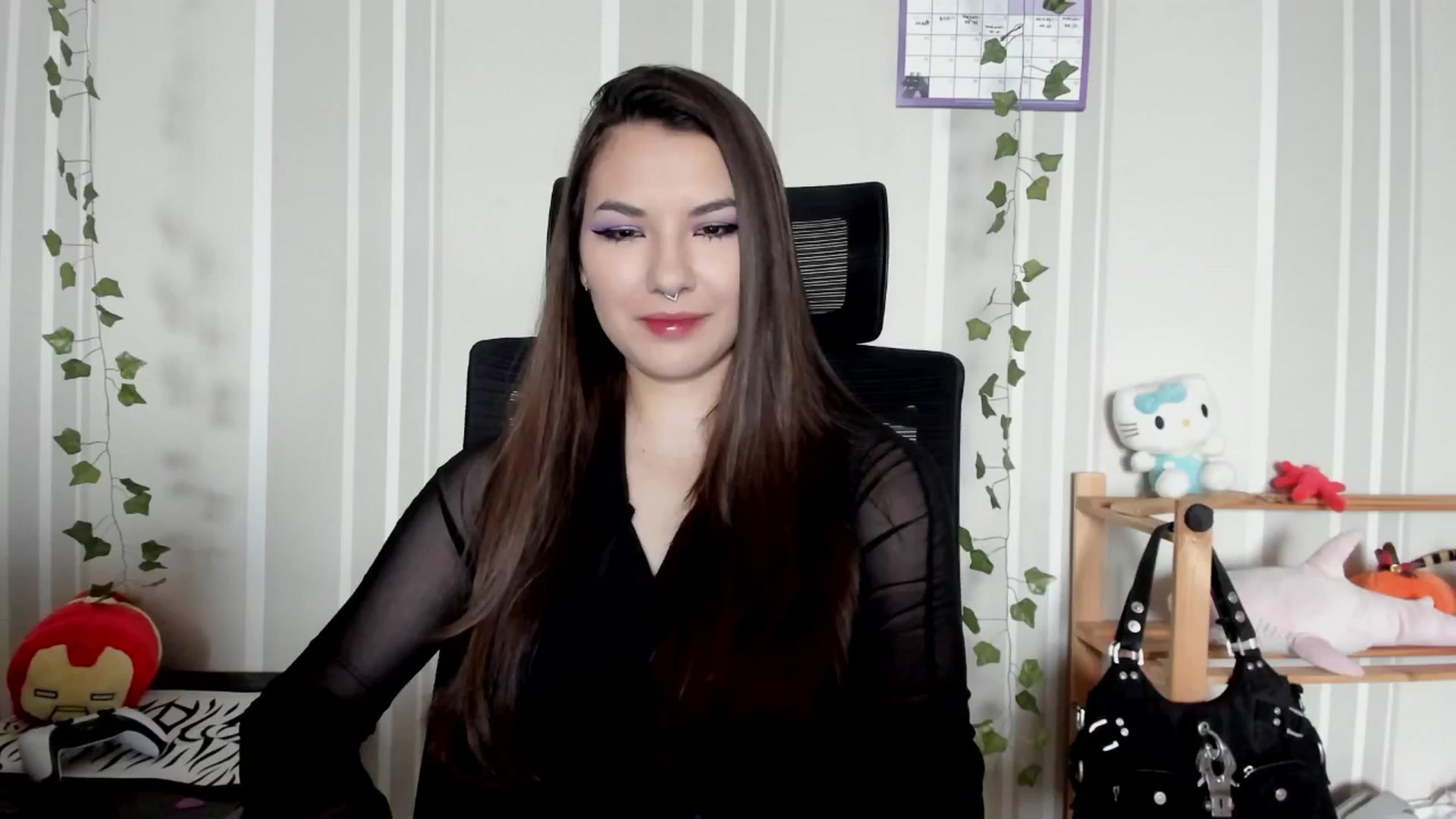 Gallery image thumbnail from AmnesiaGirl1's myfreecams stream on, 05/16/2025, 09:56 image 5 of 20