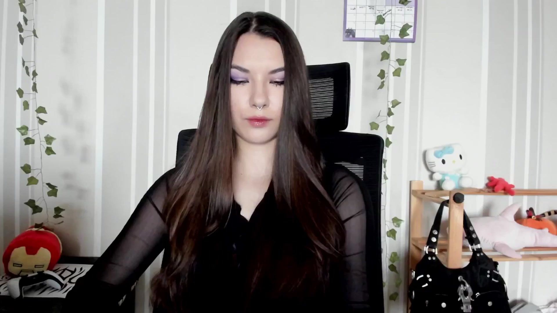 Gallery image thumbnail from AmnesiaGirl1's myfreecams stream on, 05/16/2025, 09:56 image 16 of 20
