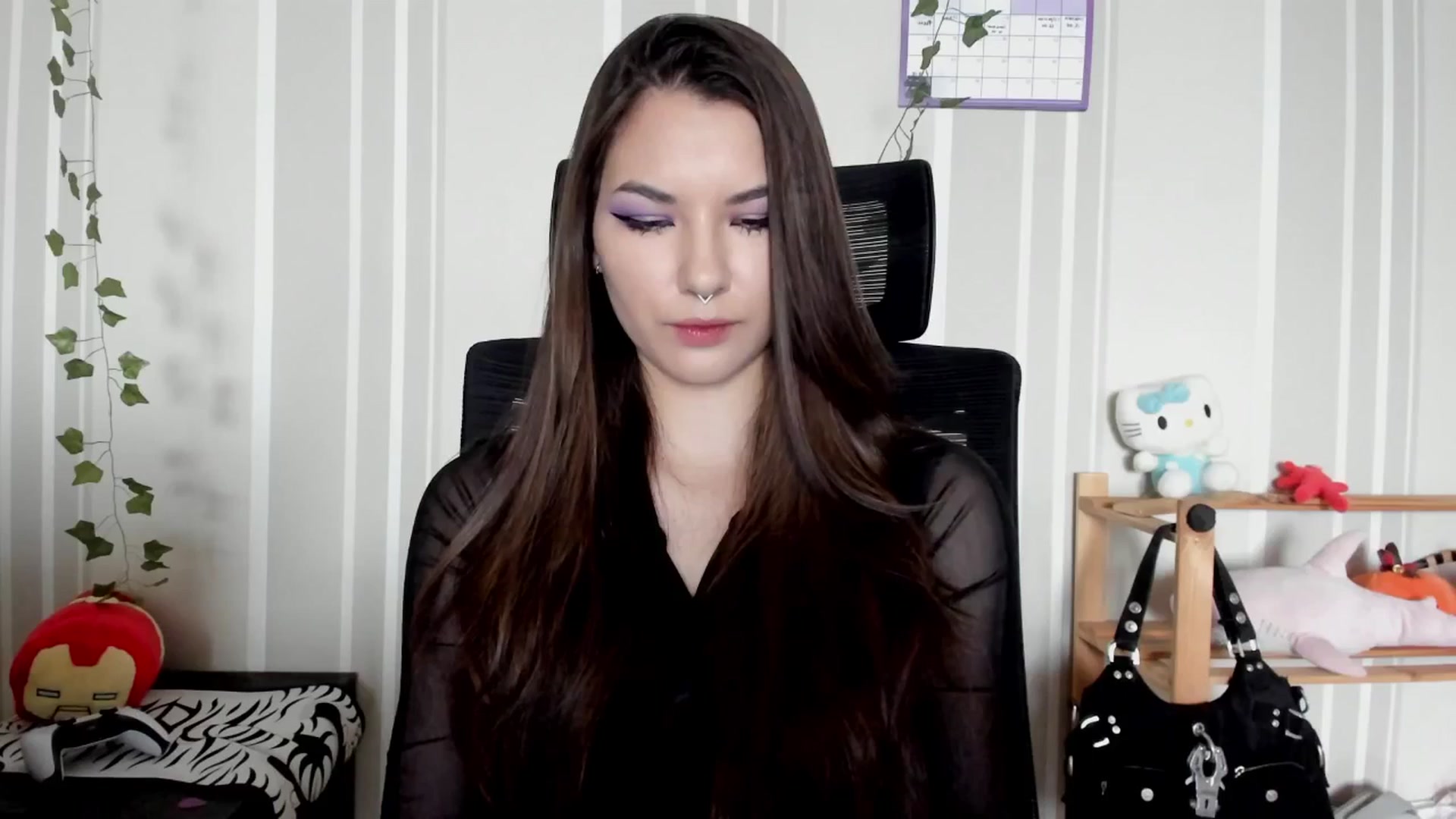 Gallery image thumbnail from AmnesiaGirl1's myfreecams stream on, 05/16/2025, 11:24 image 16 of 20