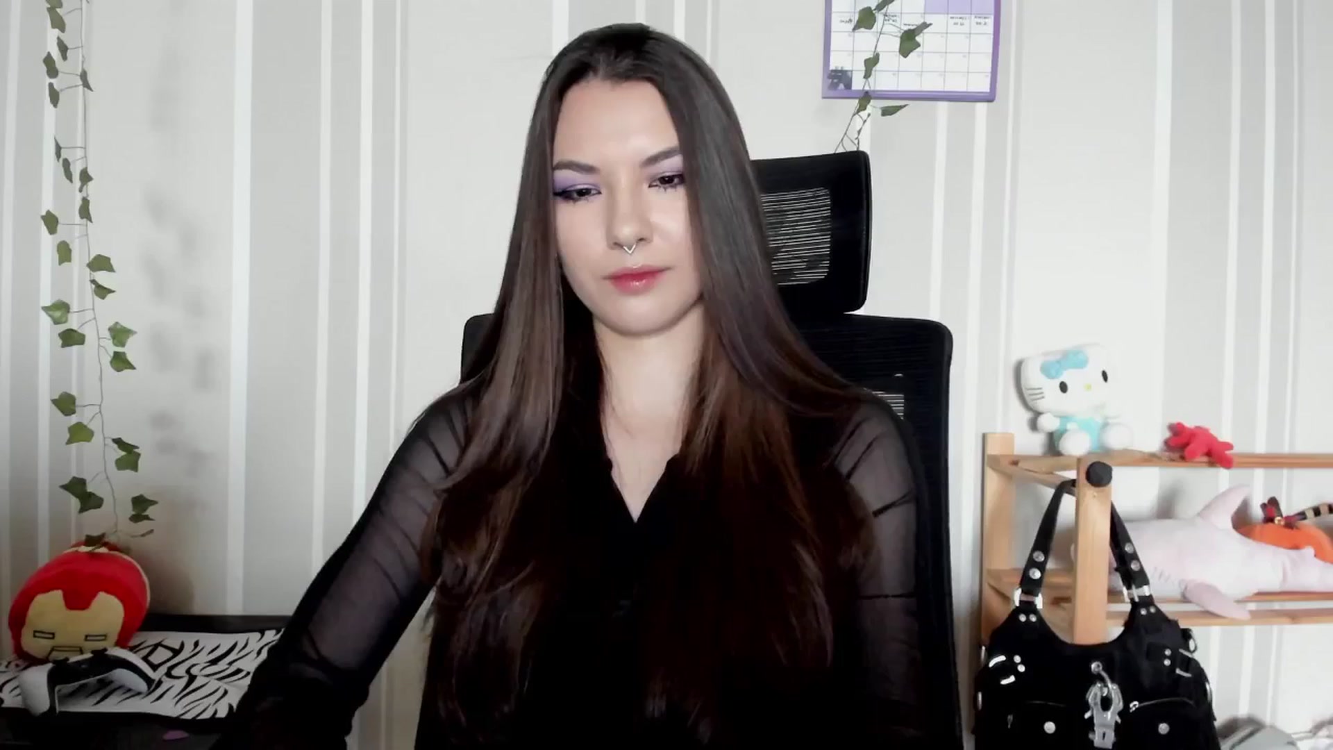 Gallery image thumbnail from AmnesiaGirl1's myfreecams stream on, 05/16/2025, 11:24 image 11 of 20