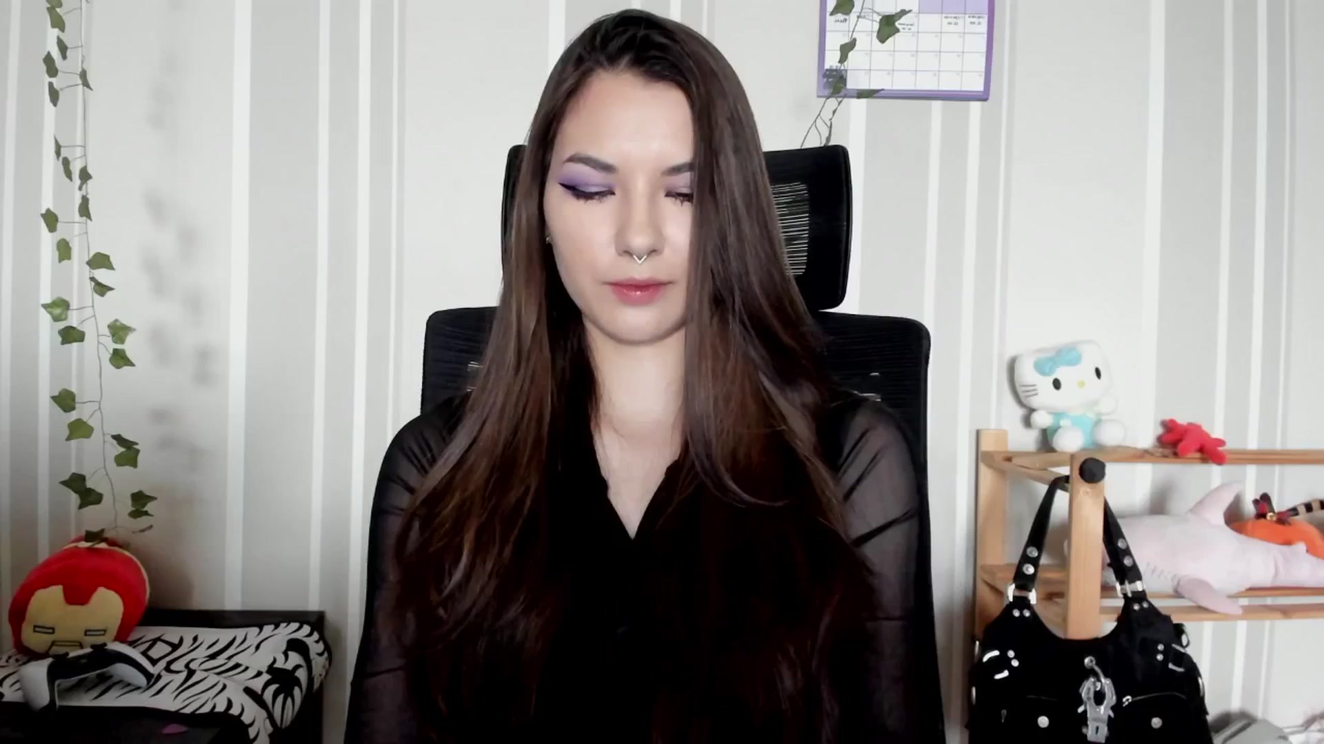 Gallery image thumbnail from AmnesiaGirl1's myfreecams stream on, 05/16/2025, 11:24 image 15 of 20