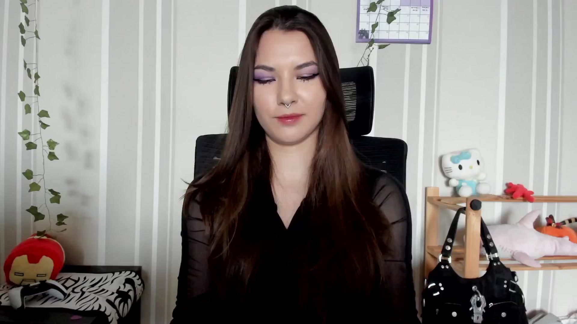 Gallery image thumbnail from AmnesiaGirl1's myfreecams stream on, 05/16/2025, 11:24 image 6 of 20