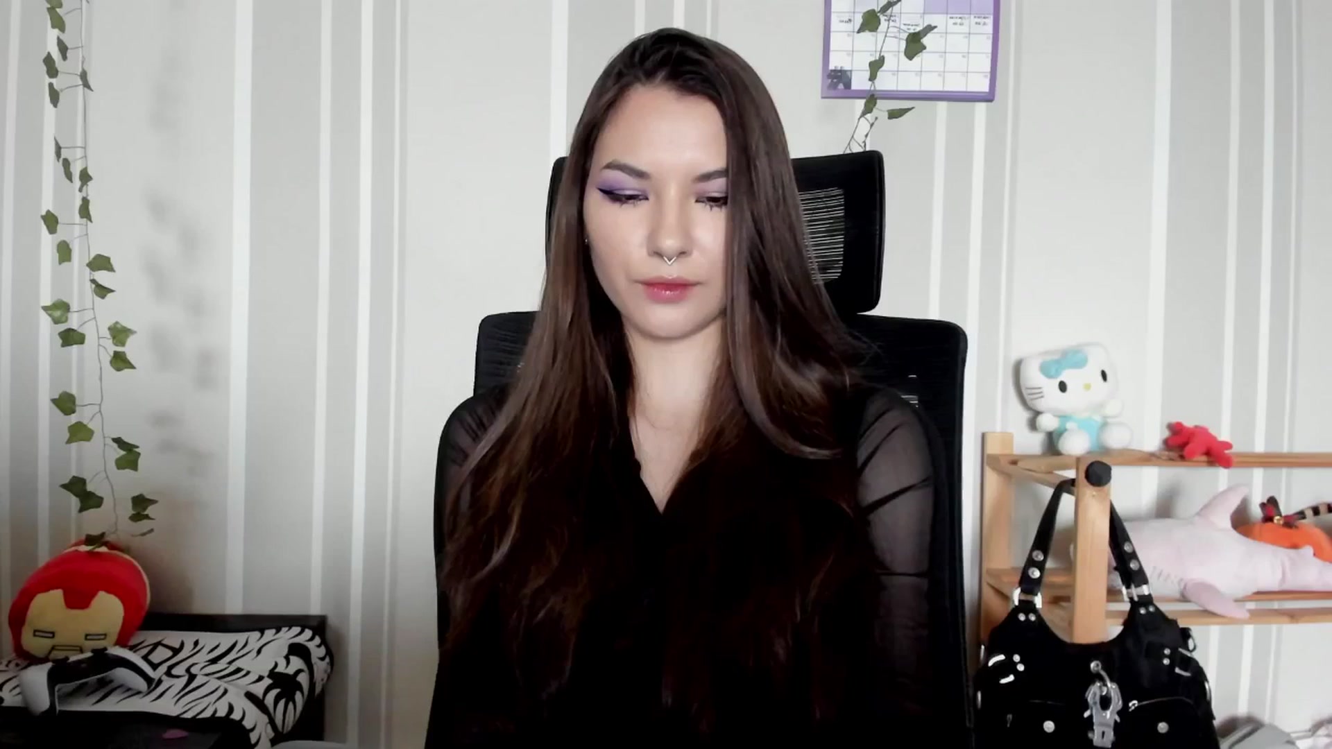 Gallery image thumbnail from AmnesiaGirl1's myfreecams stream on, 05/16/2025, 11:24 image 14 of 20